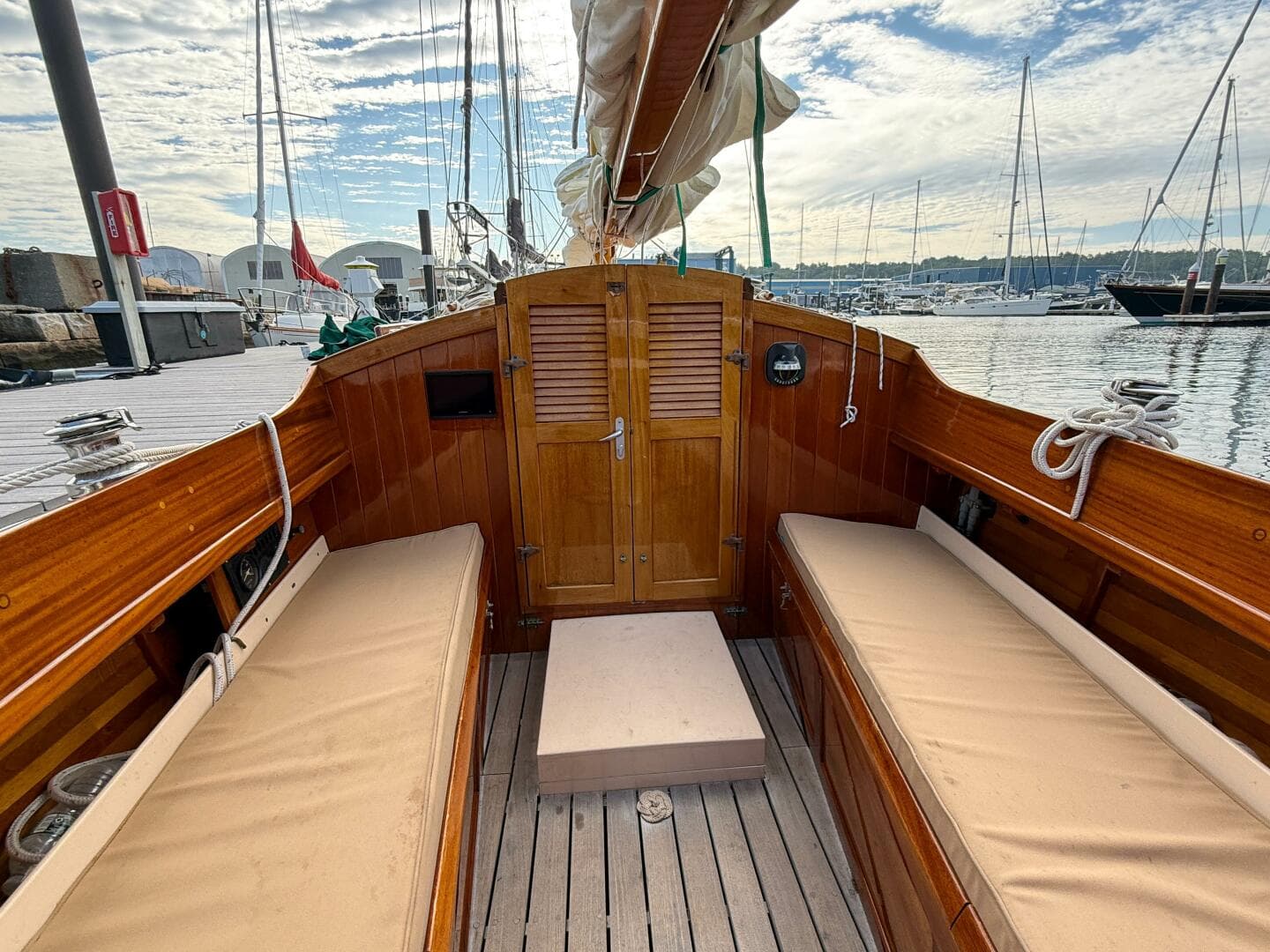 2004 Herreshoff Custom Doug Hylan designed Rozinante