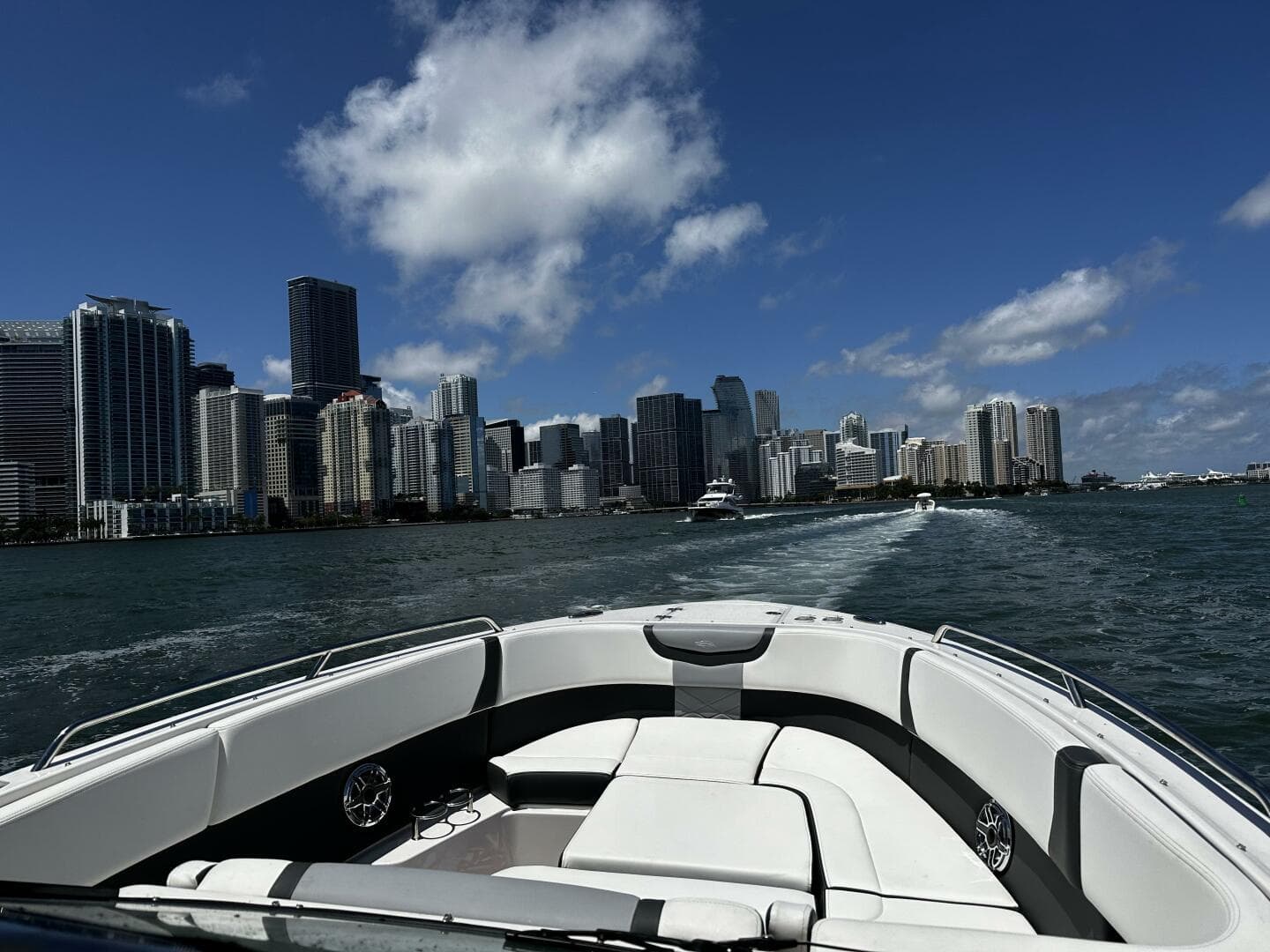 2022 Chaparral 280 OSX