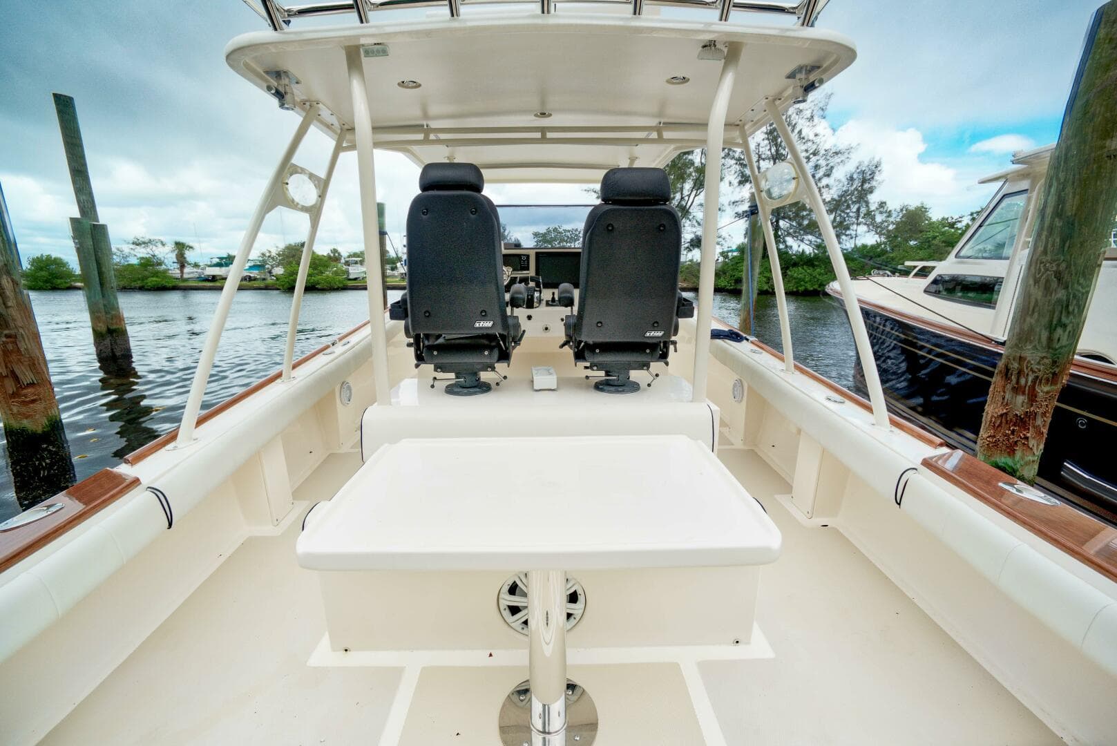 2017 Marlow Prowler 375 Havana