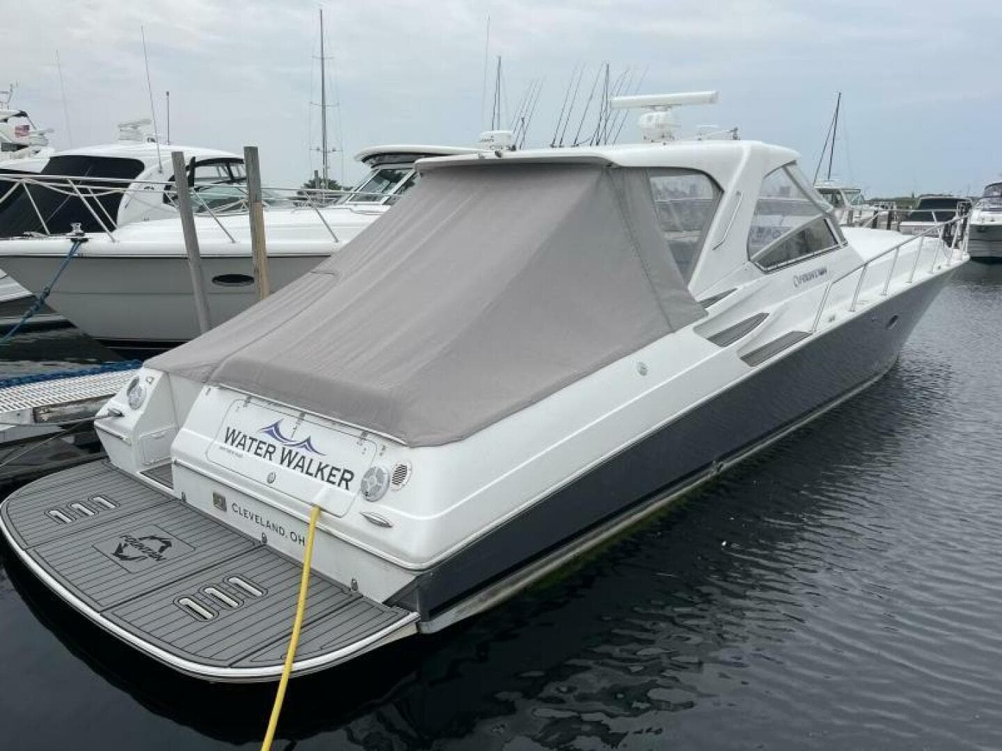 2006 Fountain 48 Express Cruiser