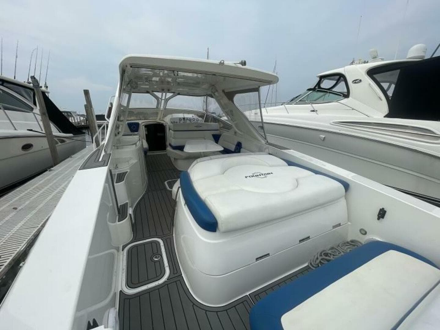 2006 Fountain 48 Express Cruiser