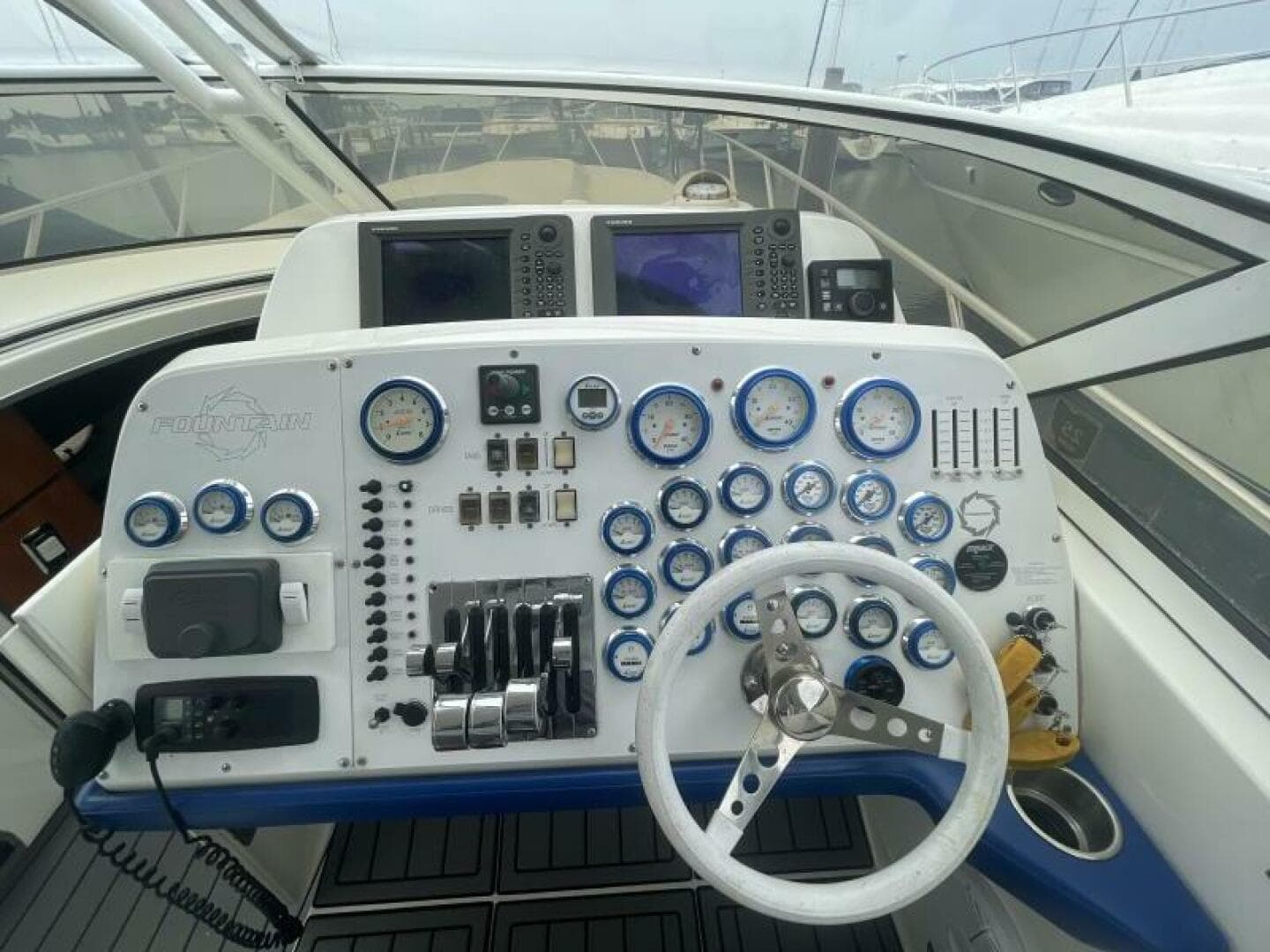 2006 Fountain 48 Express Cruiser