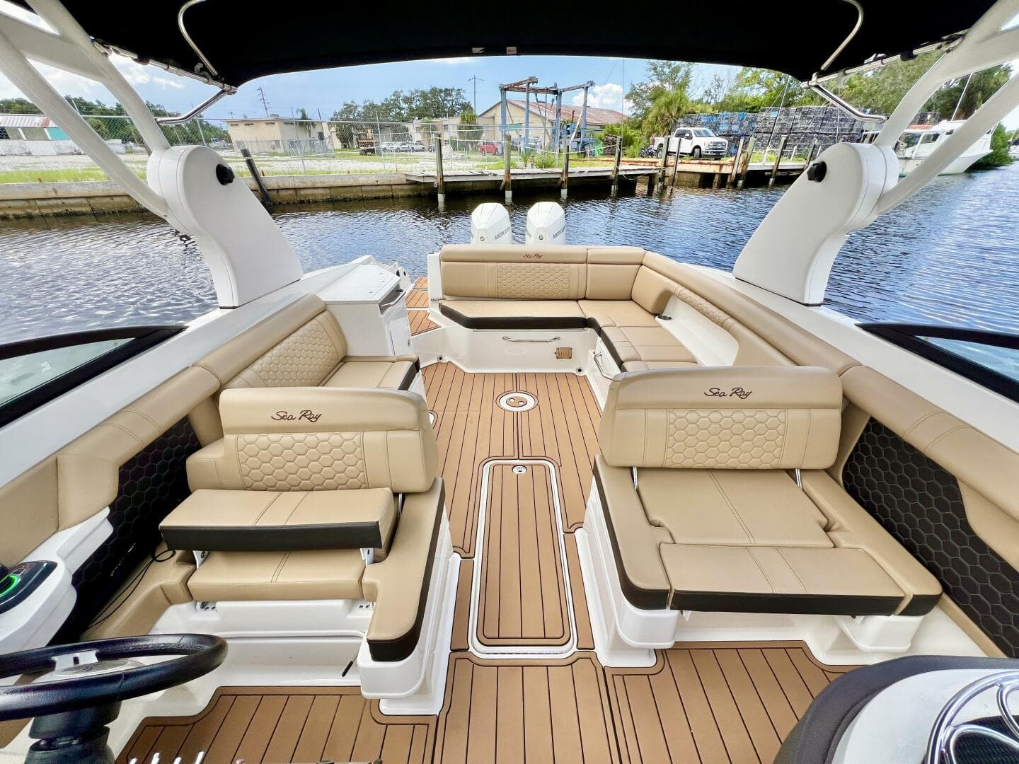 2019 Sea Ray SDX 290 OB