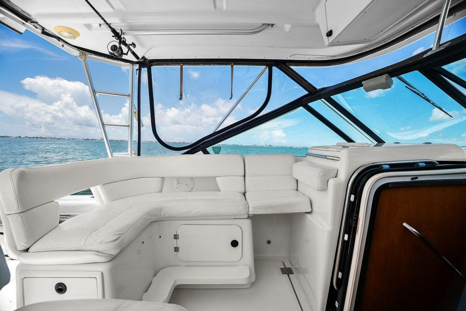 2003 Tiara Yachts 3100 Open LE