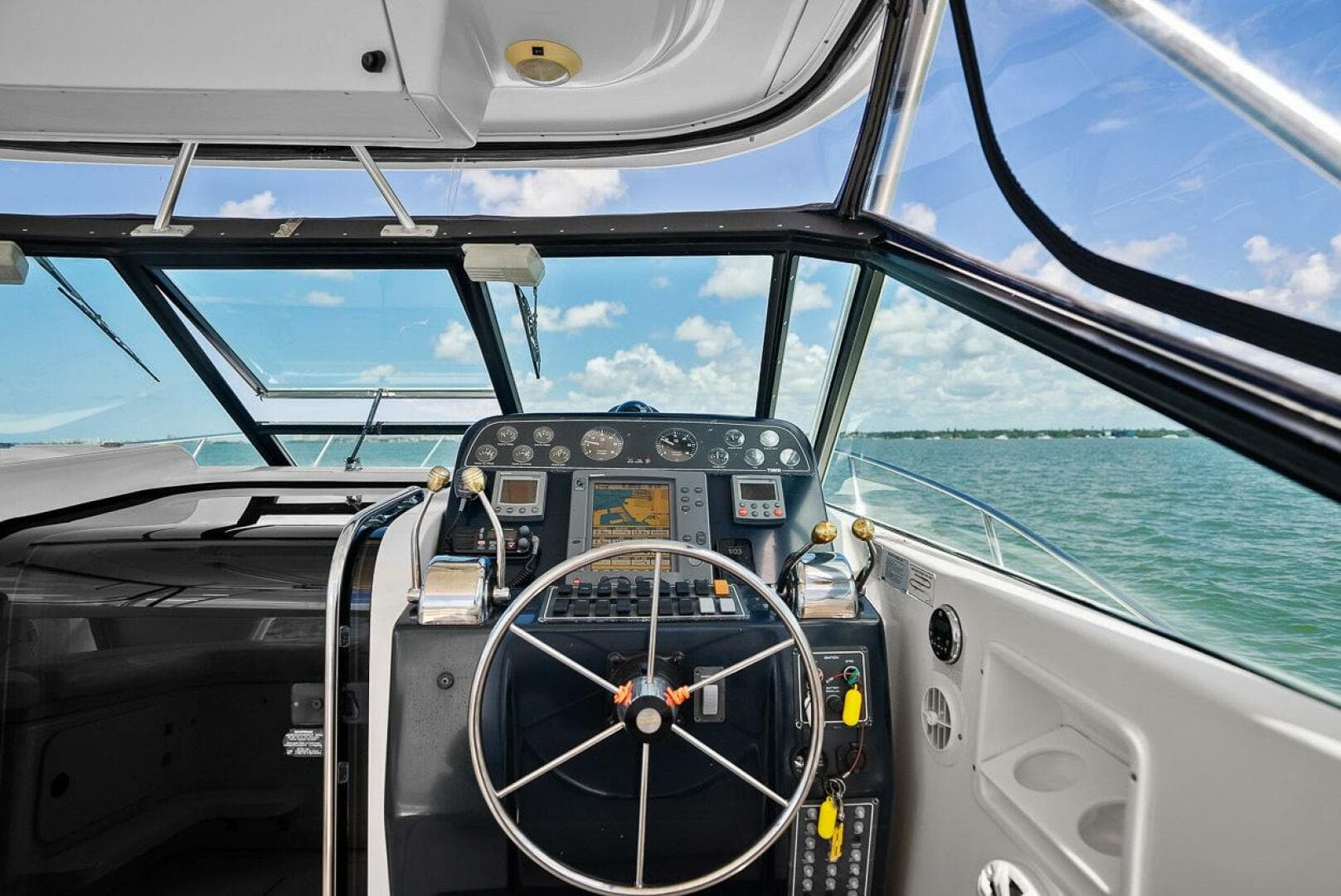 2003 Tiara Yachts 3100 Open LE