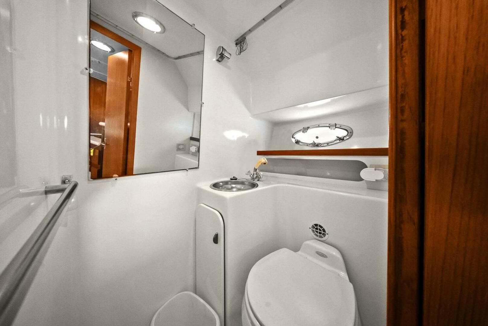 2003 Tiara Yachts 3100 Open LE