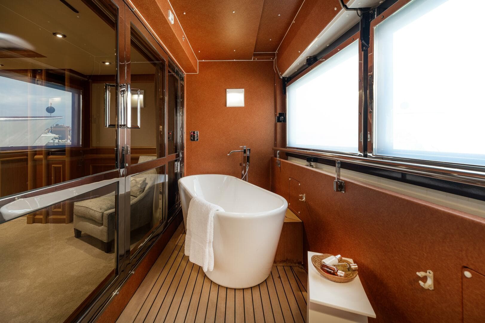 Fixed Balcony with Privacy Glass