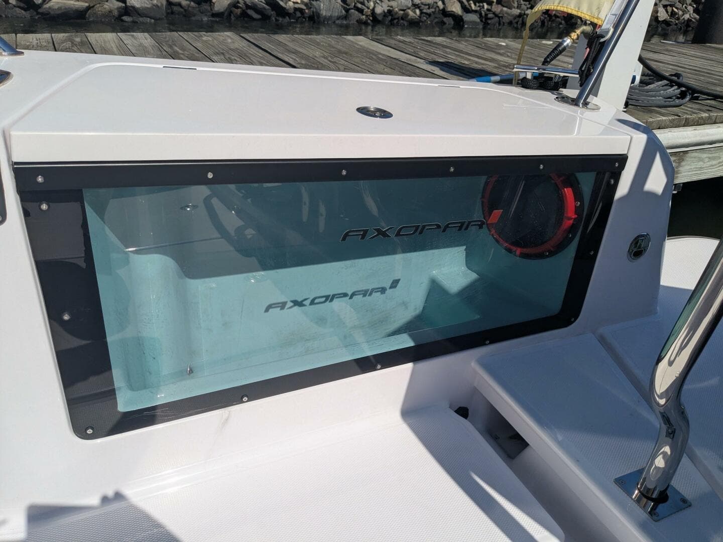 2024 Axopar 37 Cross Cabin with Bench Seat, V10s