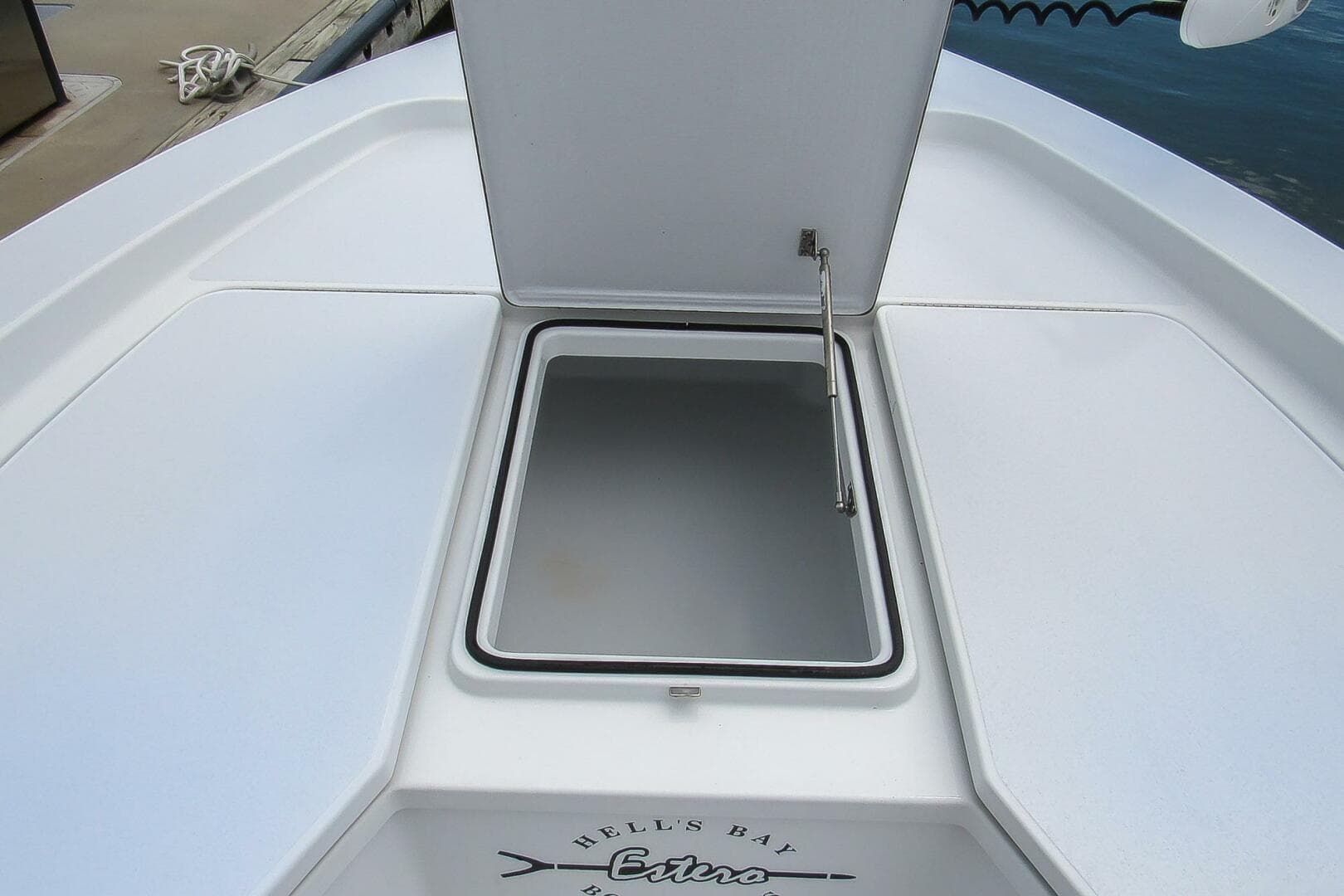 2020 Hell's Bay Boatworks 25 Estero