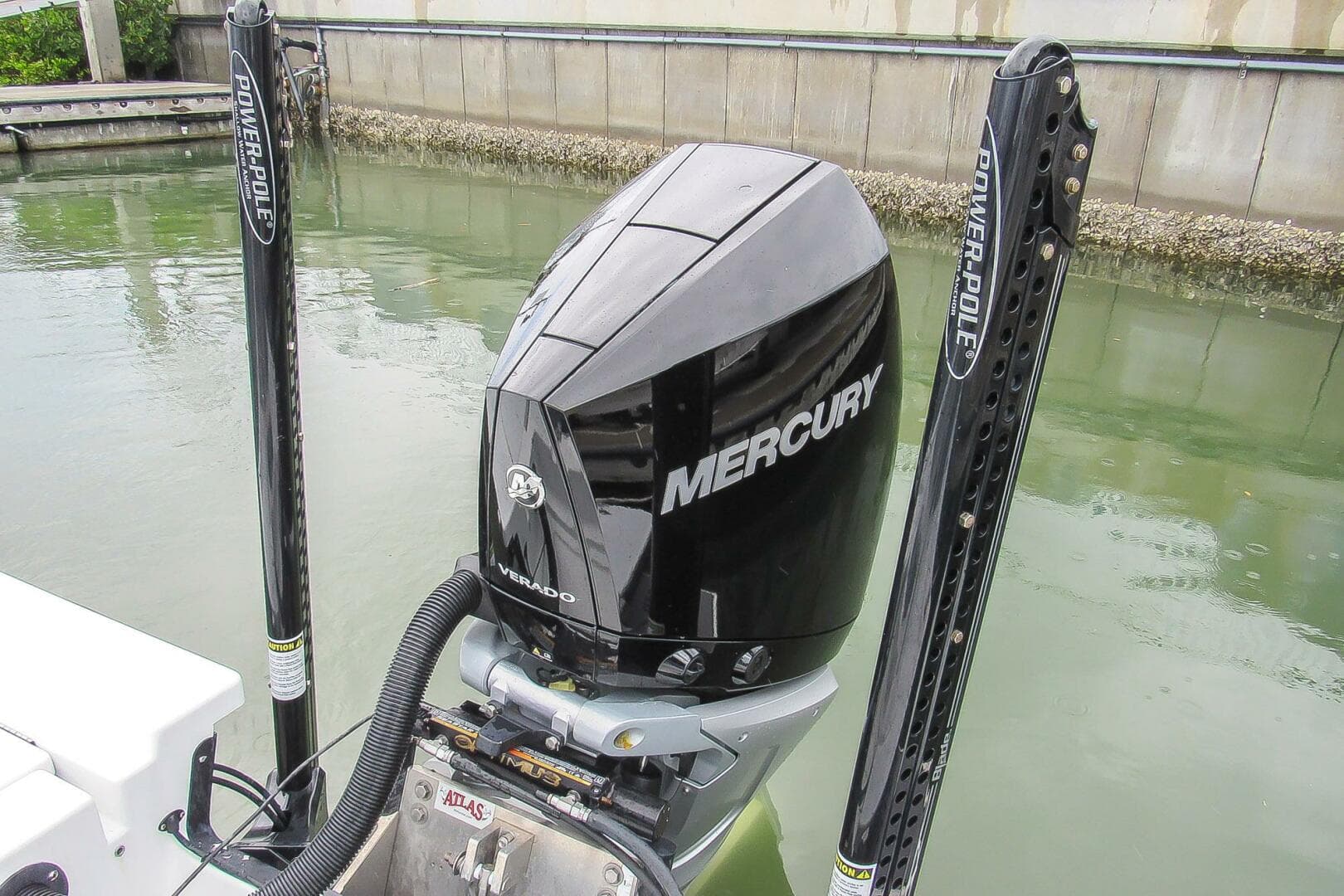 2020 Hell's Bay Boatworks 25 Estero