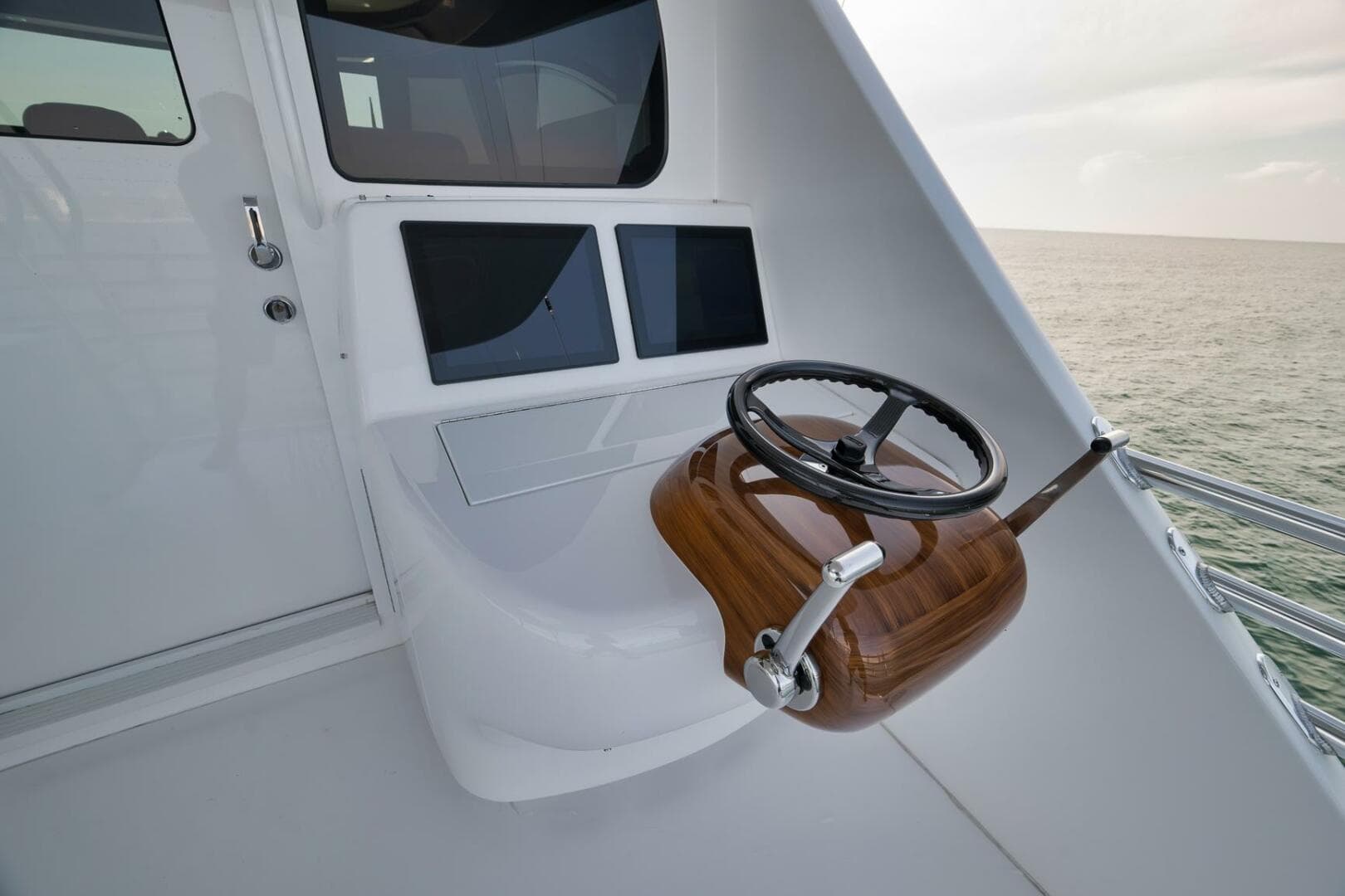 2025 Viking 90 Convertible- NIKKI BELLA- Mezzanine