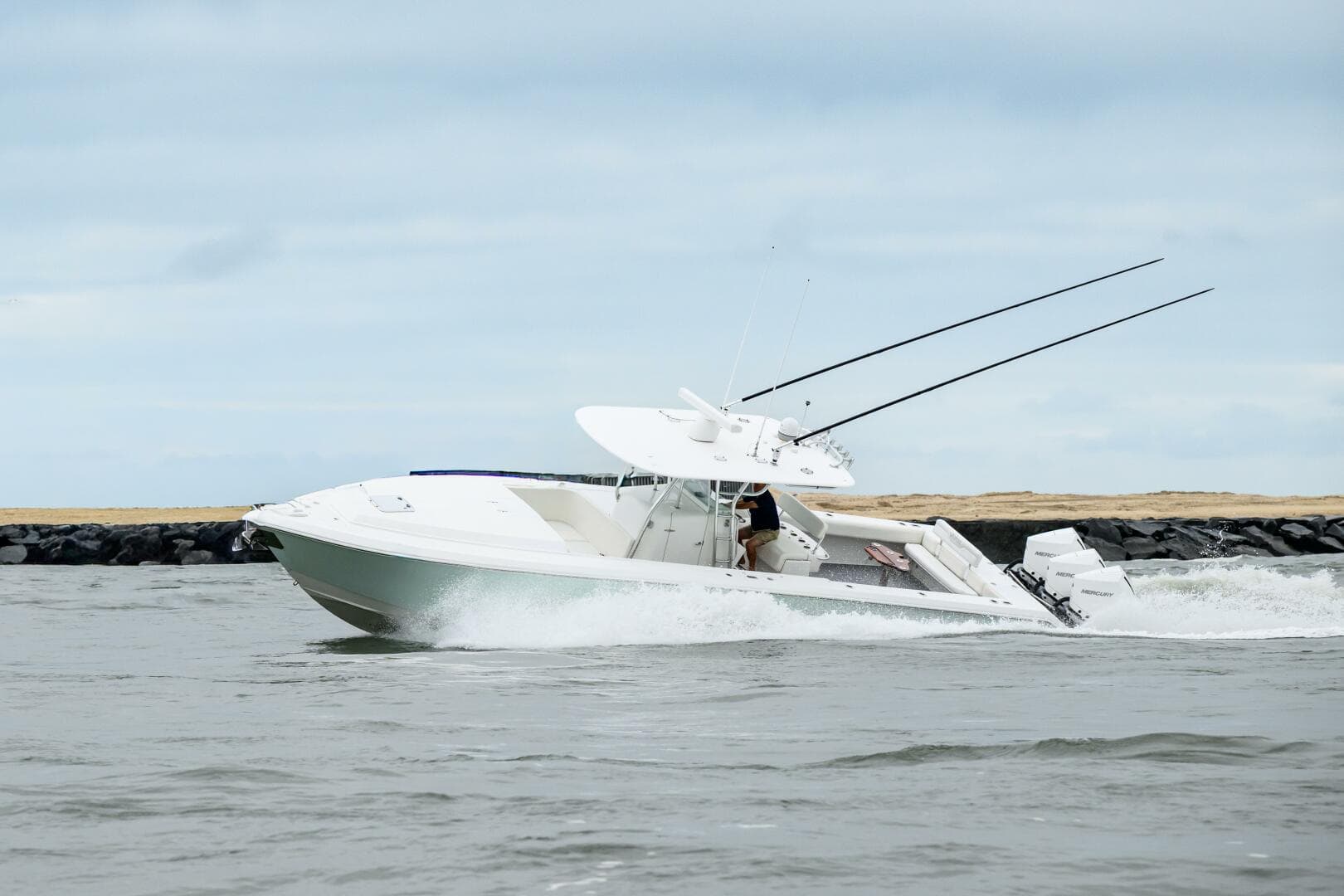 2008 Venture 39 Cuddy