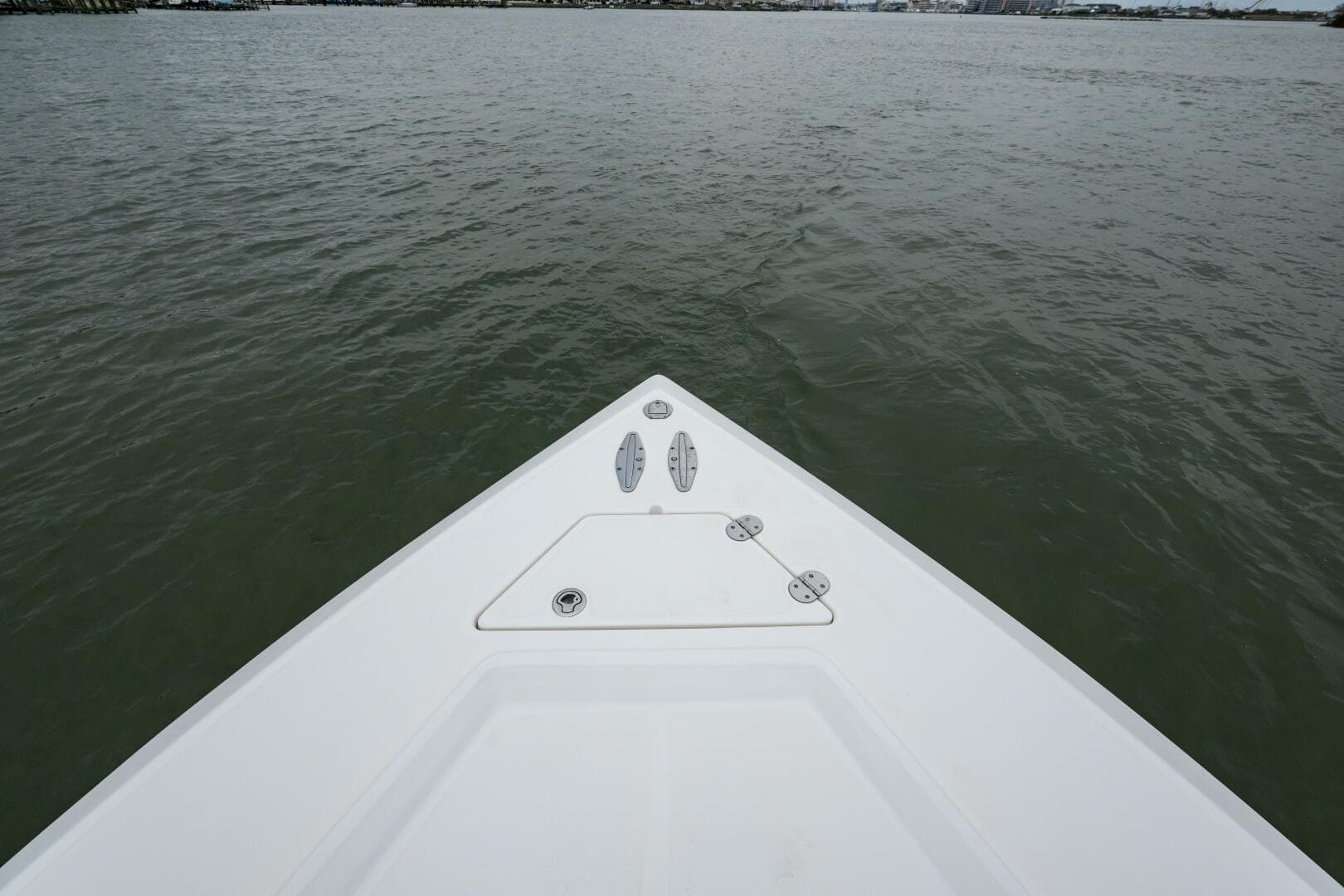 2008 Venture 39 Cuddy