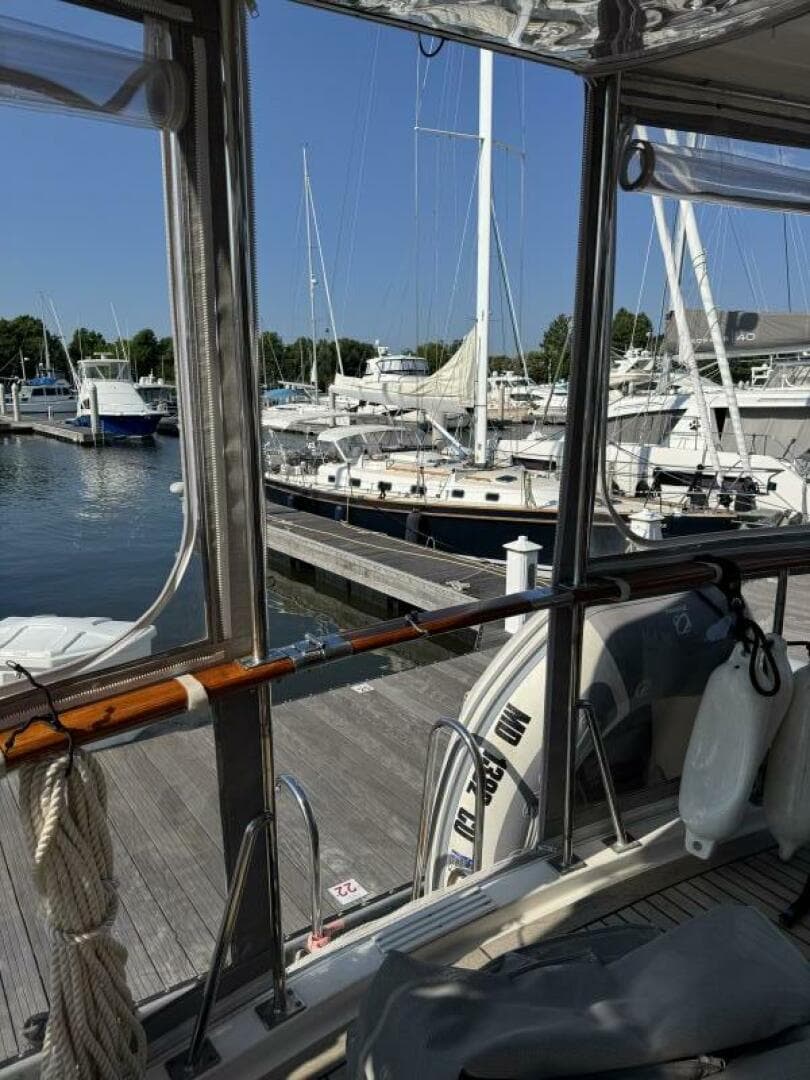 1990 Marine Trader Tradewinds