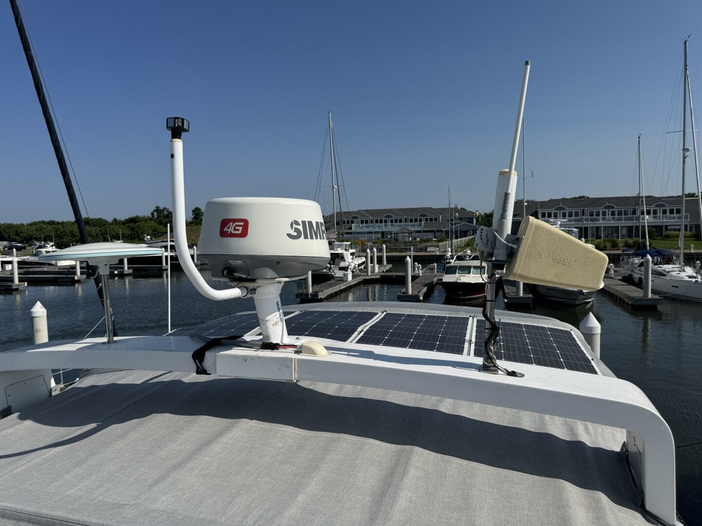 1990 Marine Trader Tradewinds