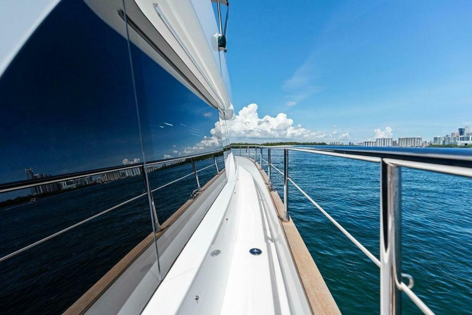 2021 Azimut Magellano 43