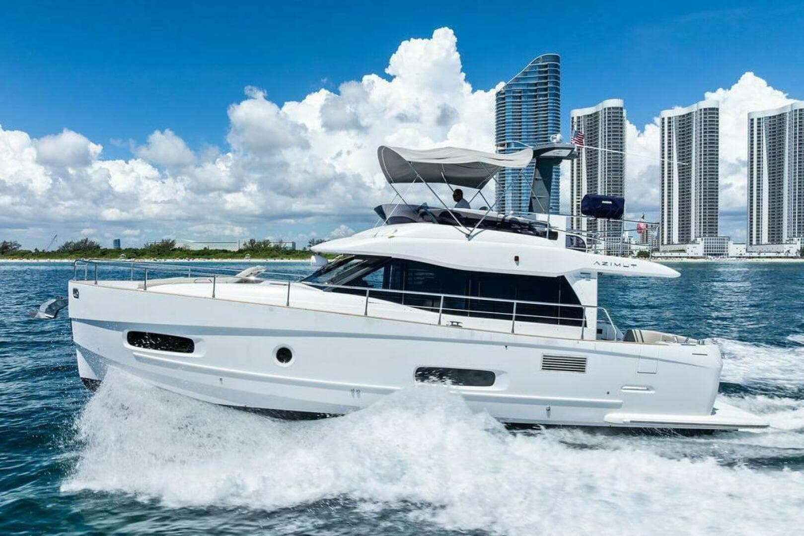 2021 Azimut Magellano 43
