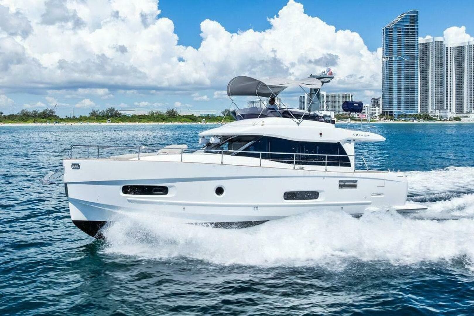 2021 Azimut Magellano 43