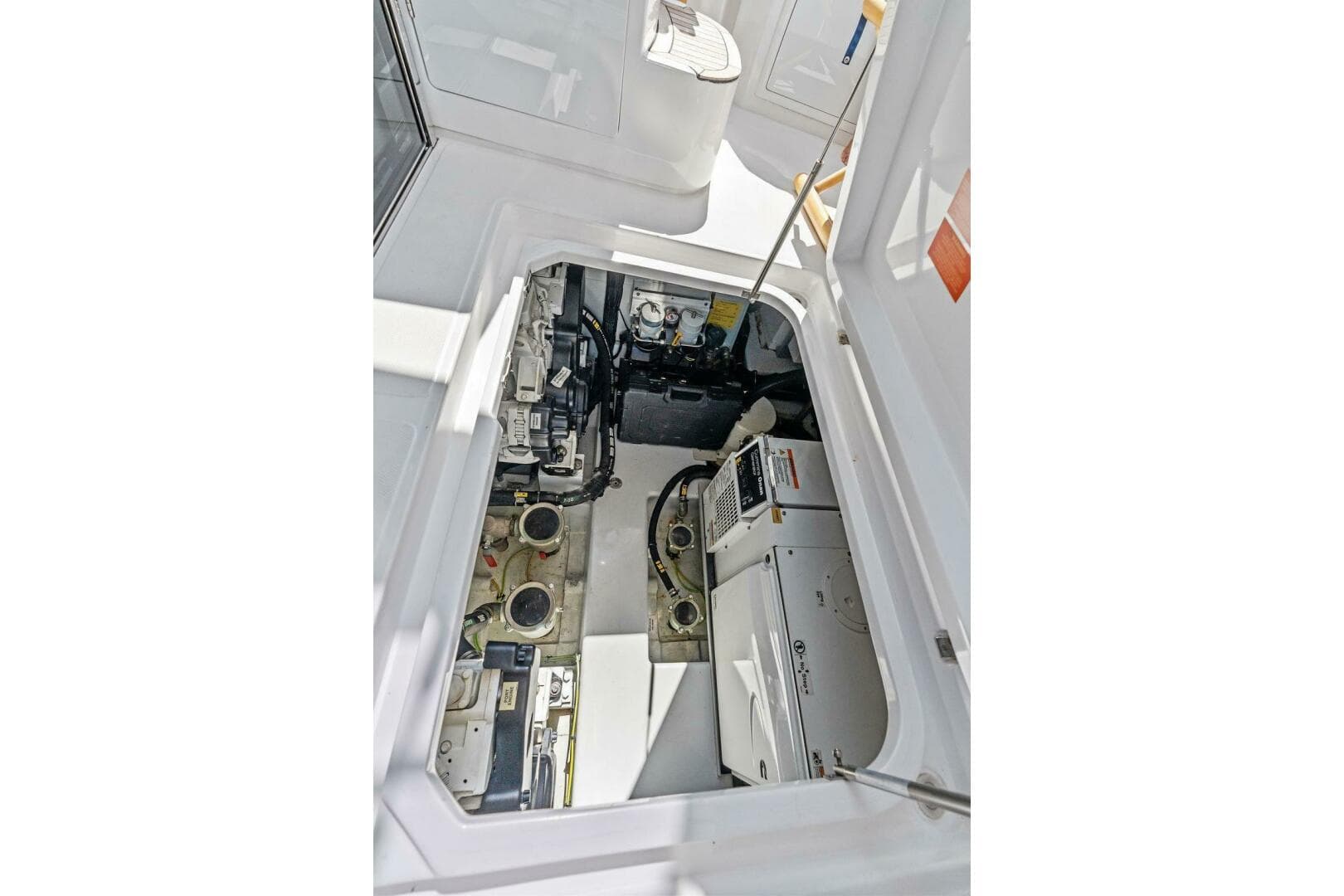 2021 Azimut Magellano 43