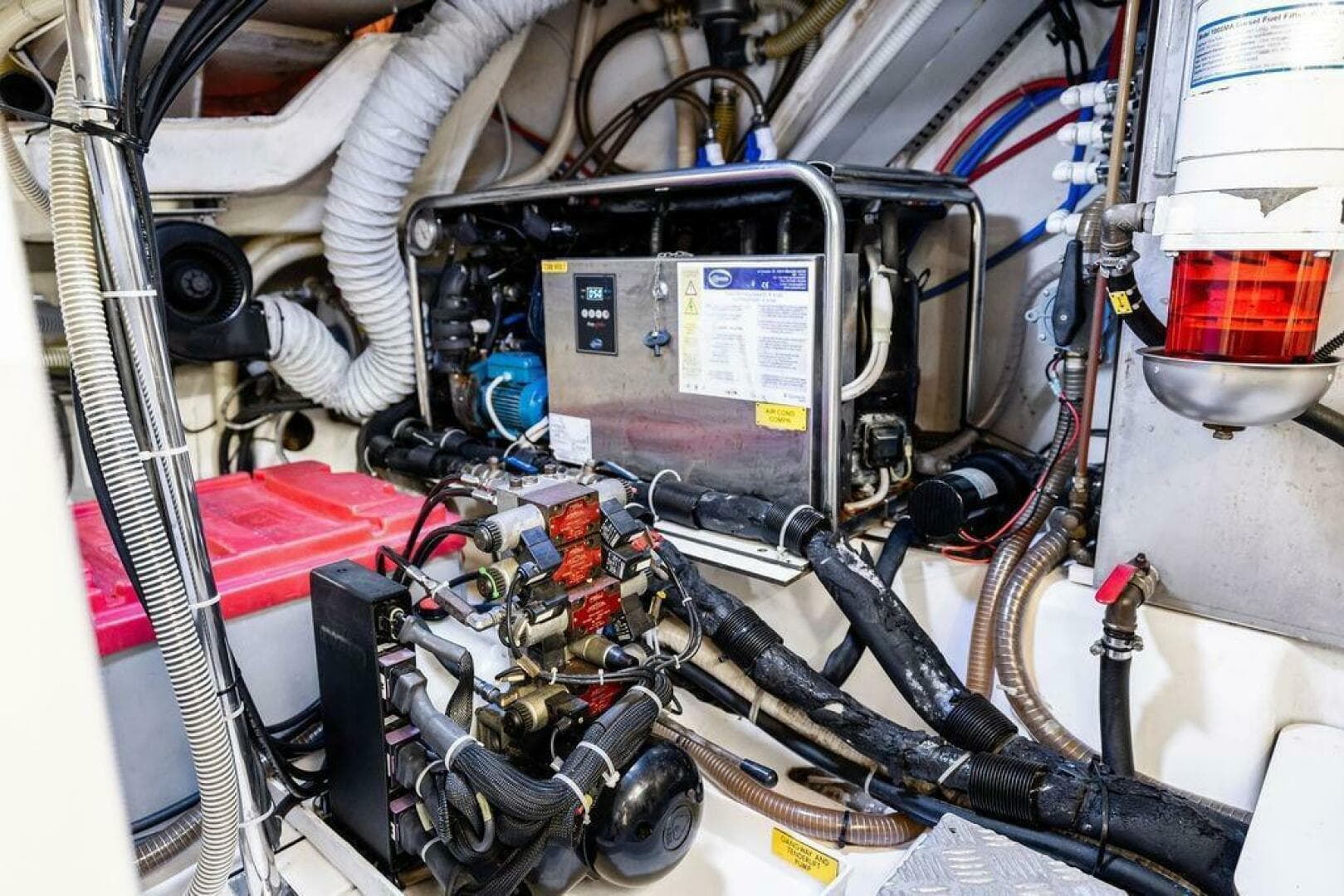 2013 Azimut Atlantis 48