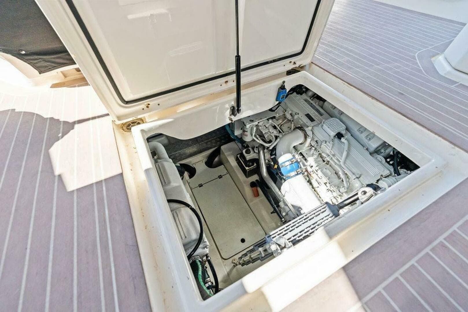 2013 Azimut Atlantis 48