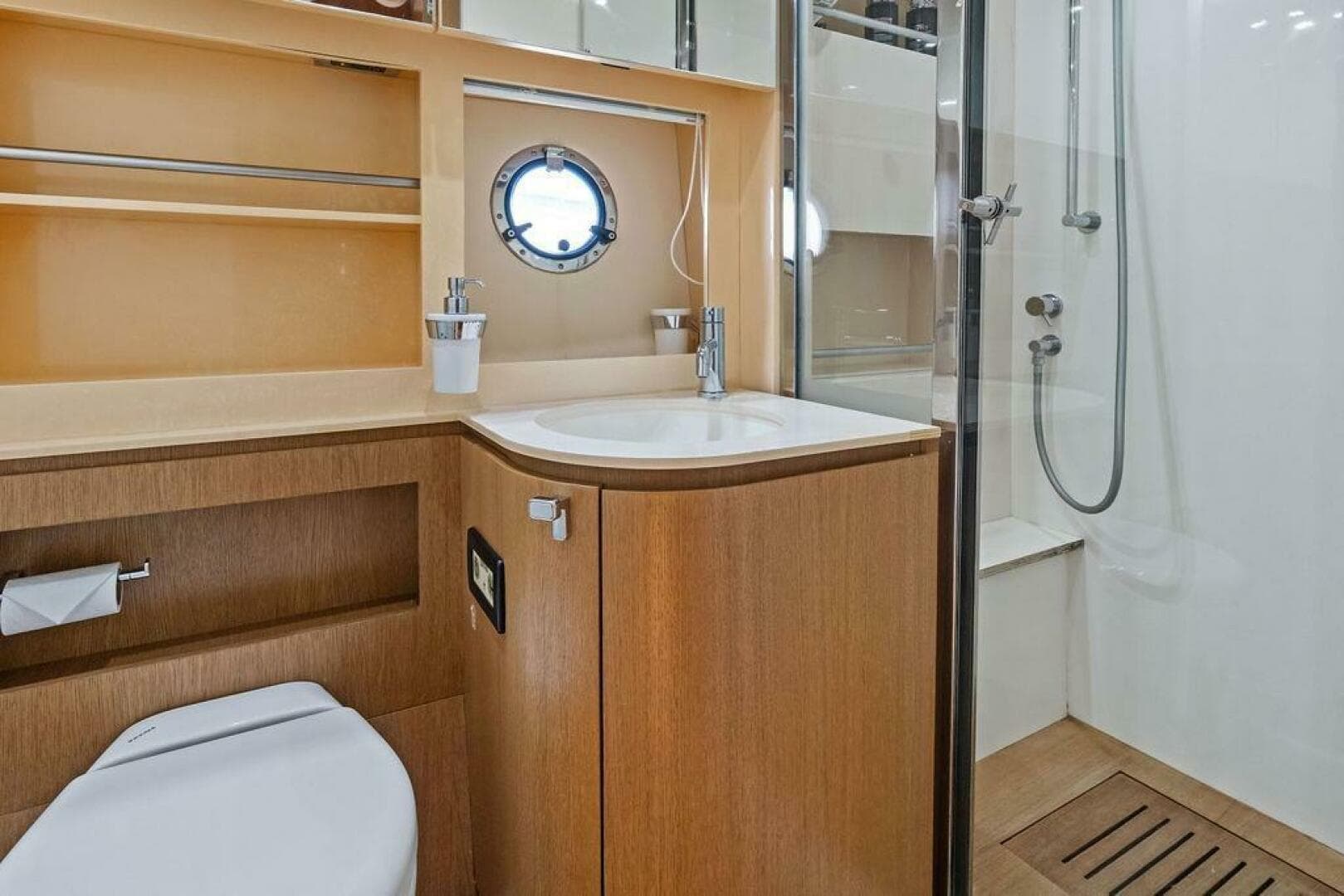 2013 Azimut Atlantis 48