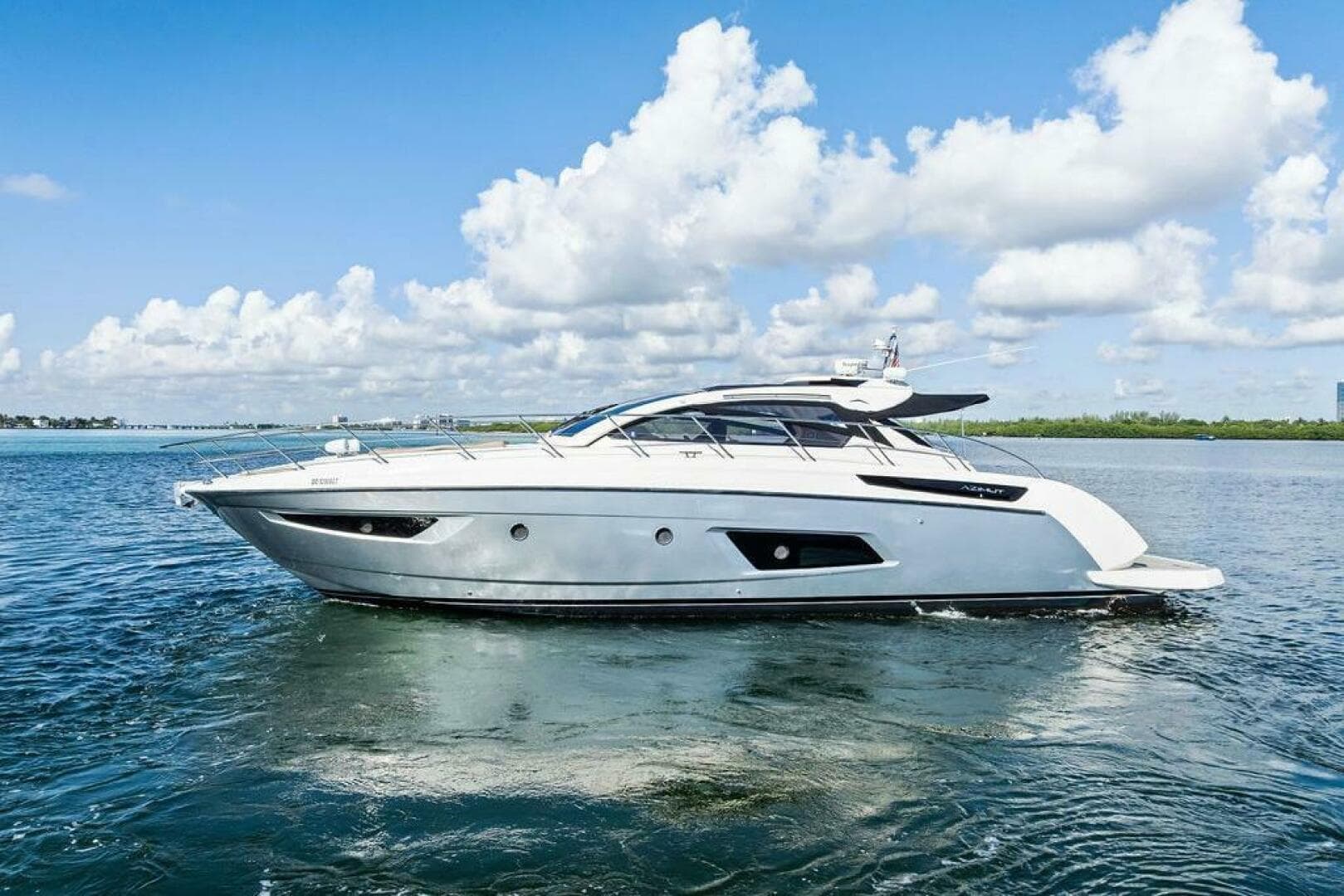 2013 Azimut Atlantis 48