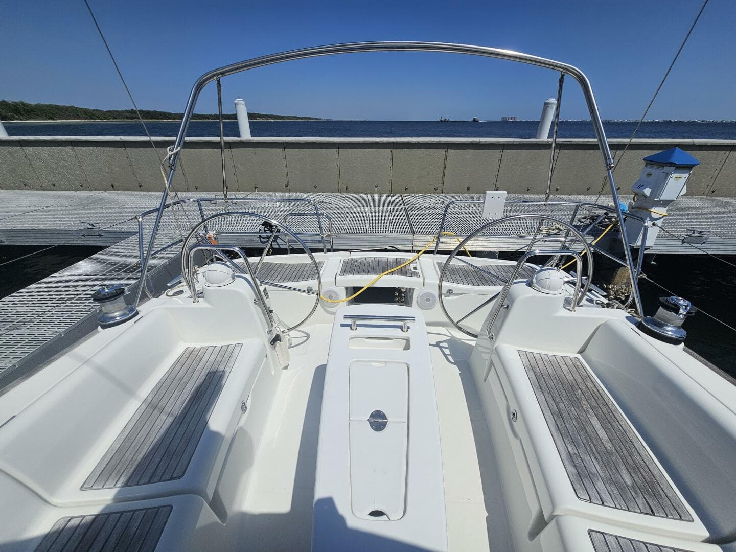 2009 Beneteau Cyclades 43.3