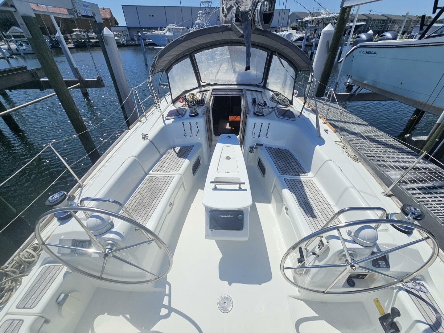 2009 Beneteau Cyclades 43.3