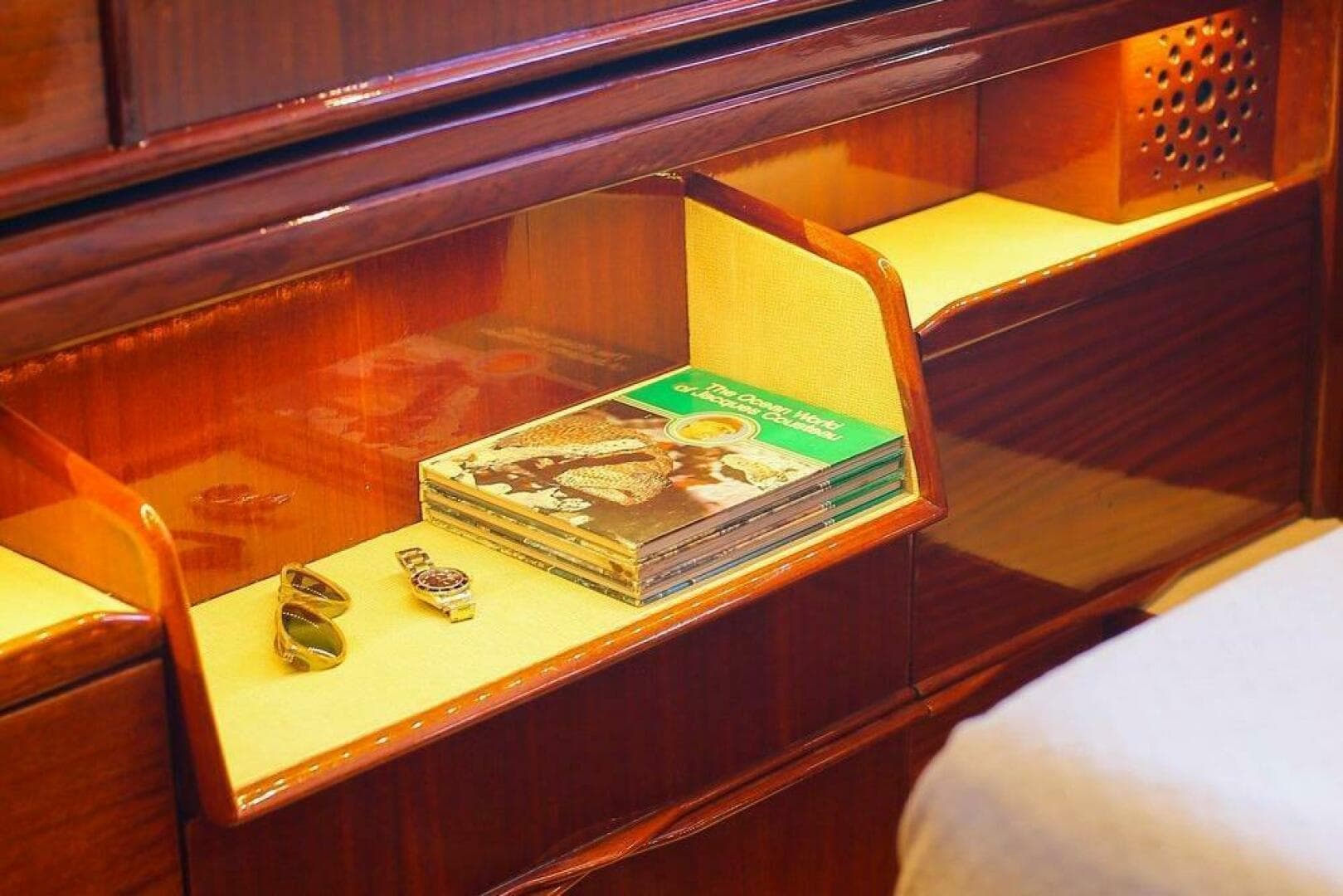 1966 Chris-Craft Constellation