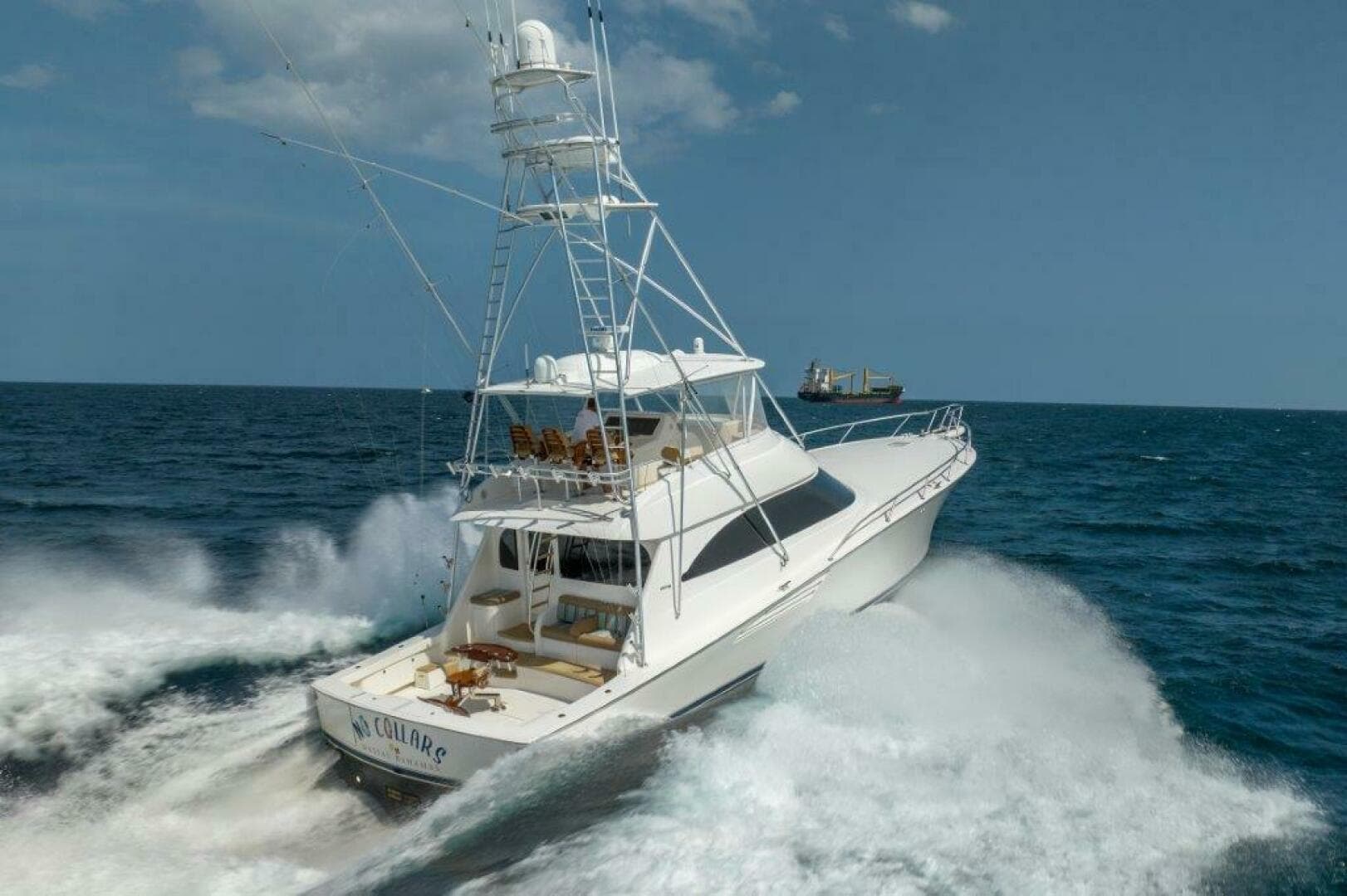 2015 Viking 66 No Collars - Profile