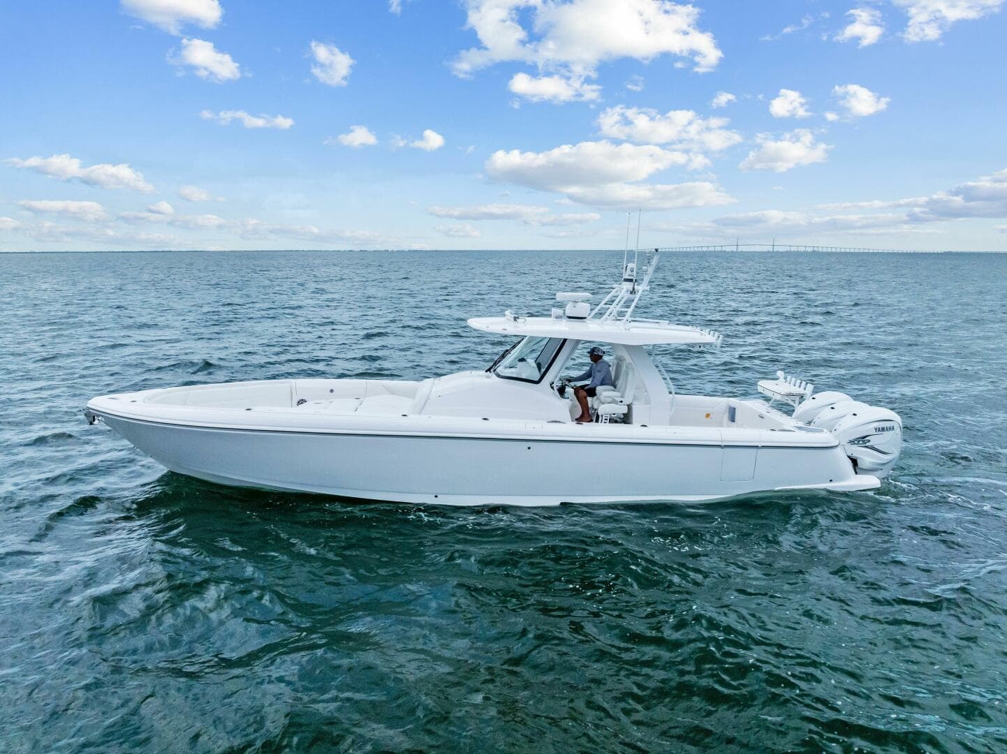 2020 Intrepid 400 CC - Profile