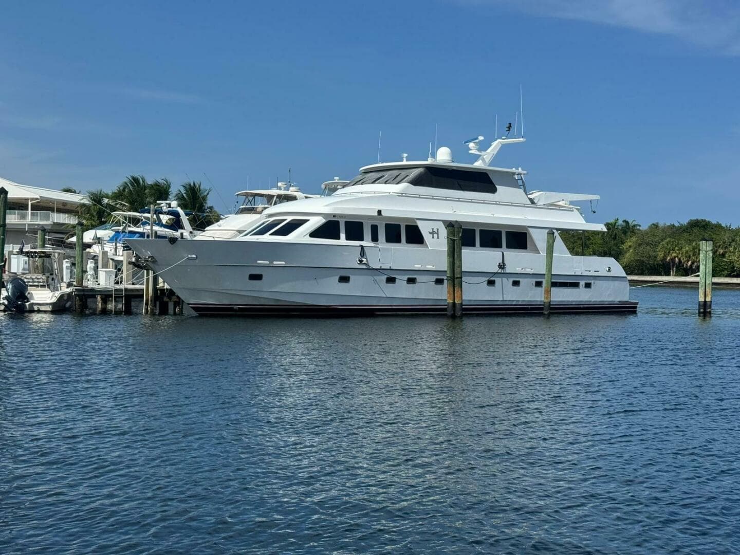 2000 Hargrave Skylounge