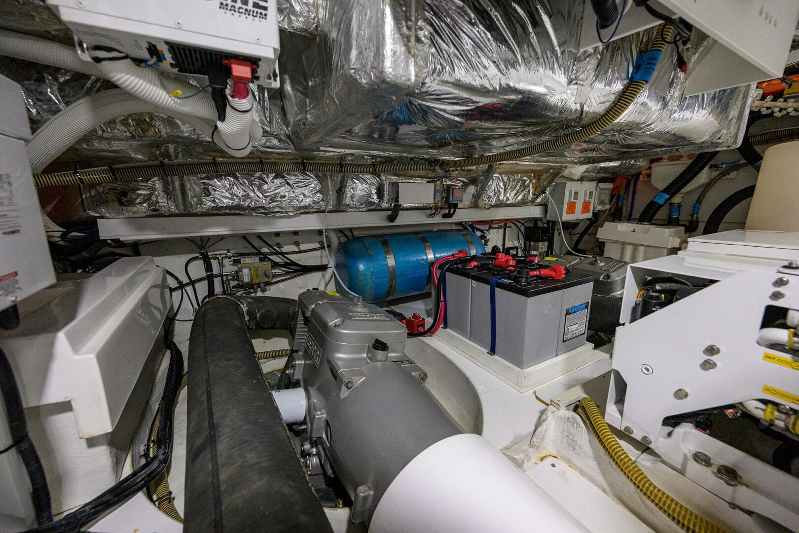 Princess F49 Chill- Engine Room