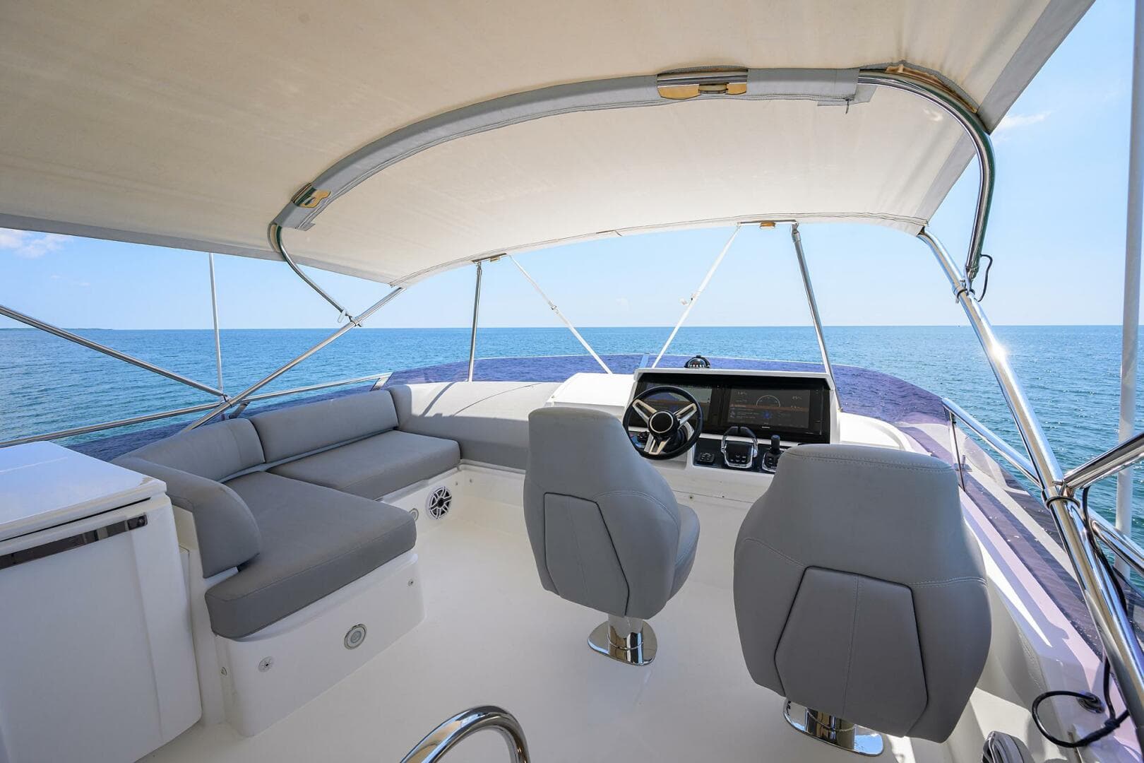 Princess F49 Chill- Flybridge