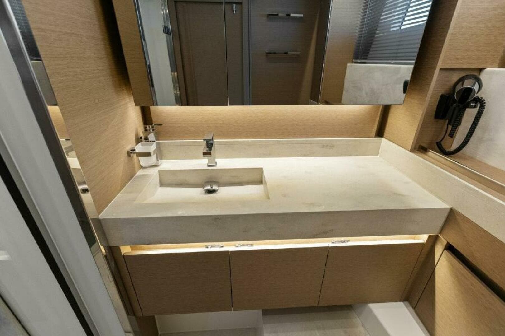 2022 59 Prestige Flybridge - How Sweet It Its - Master Head