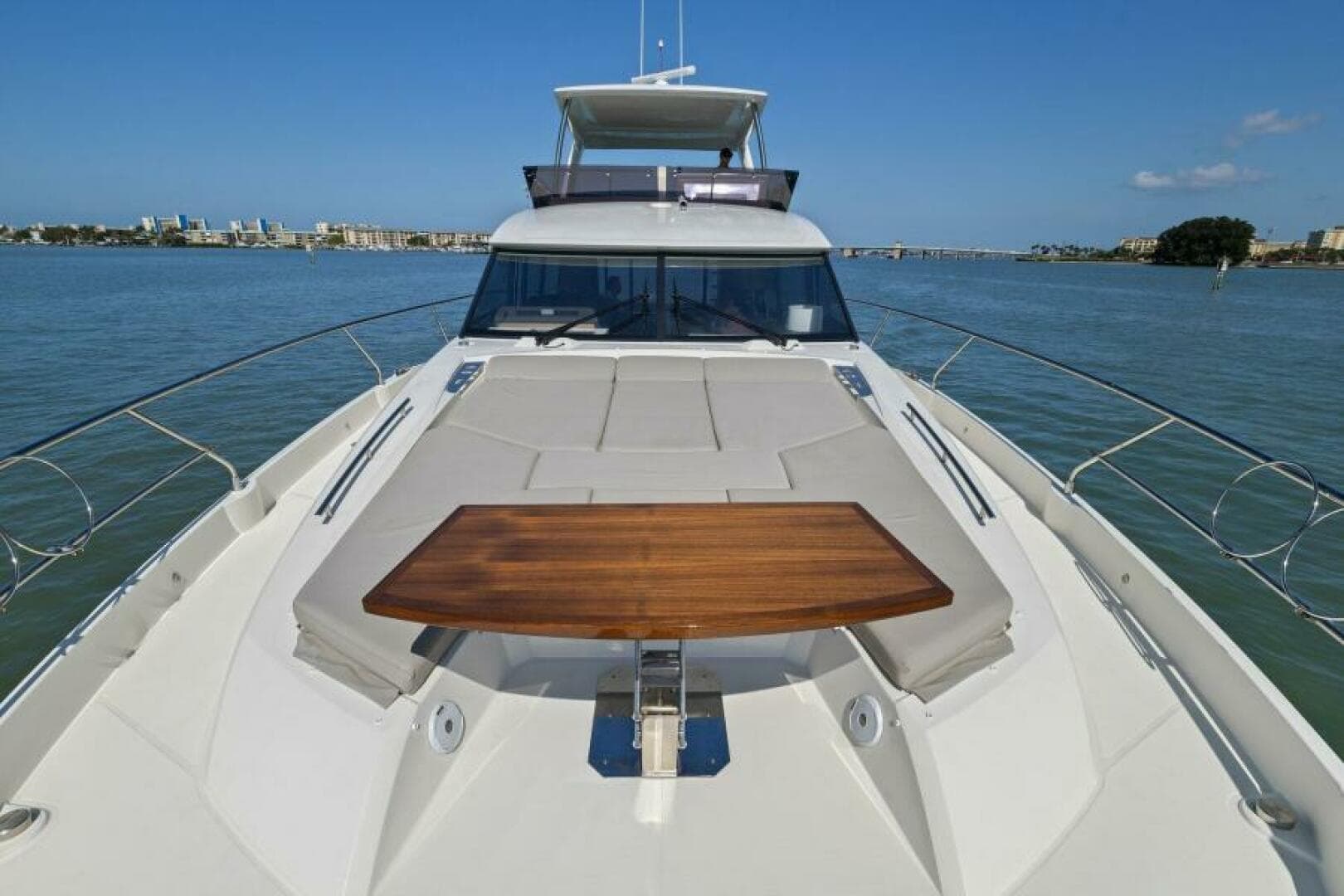 2022 59 Prestige Flybridge - How Sweet It Its - Bow