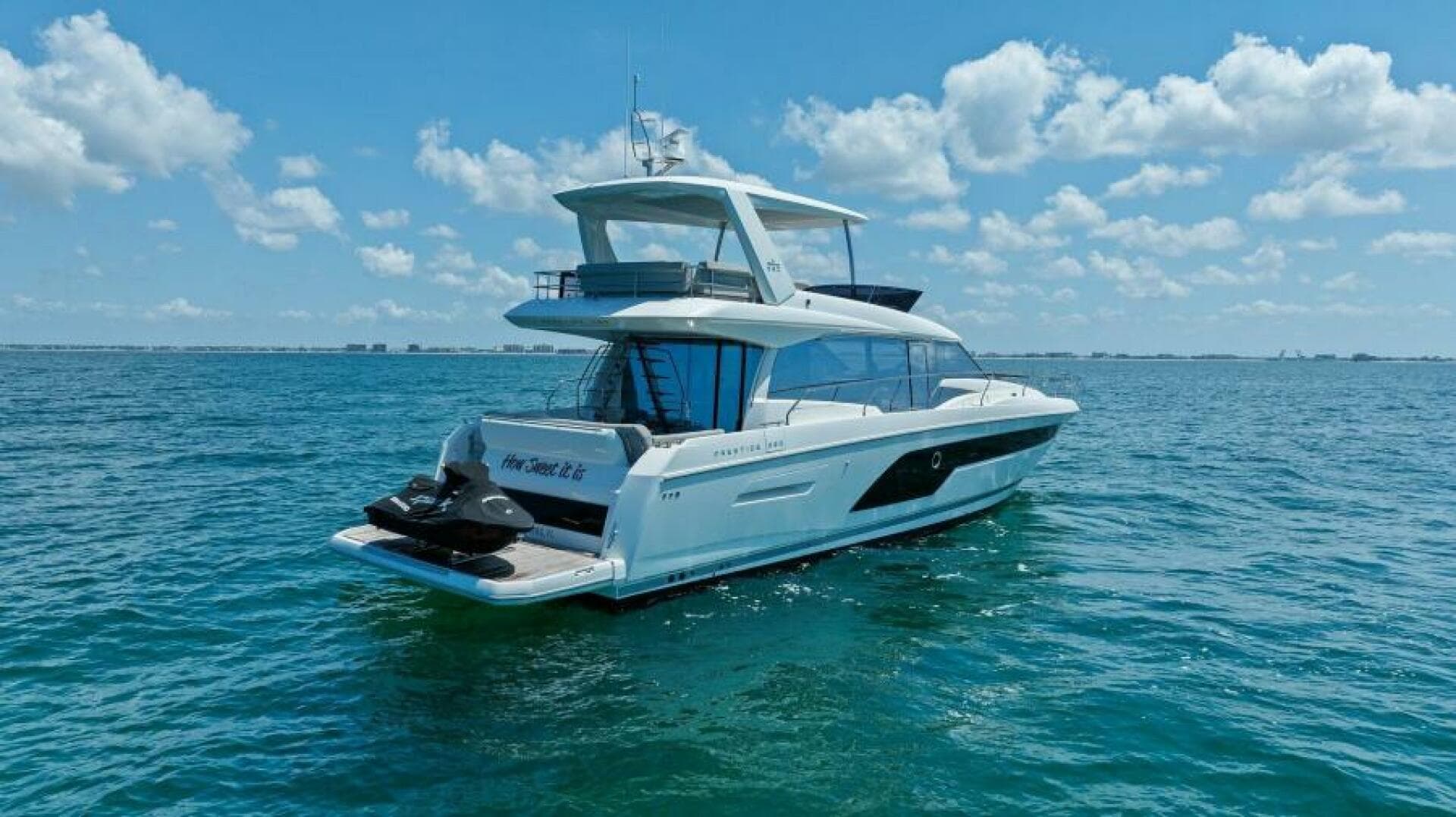 2022 59 Prestige Flybridge - How Sweet It Its - Profile