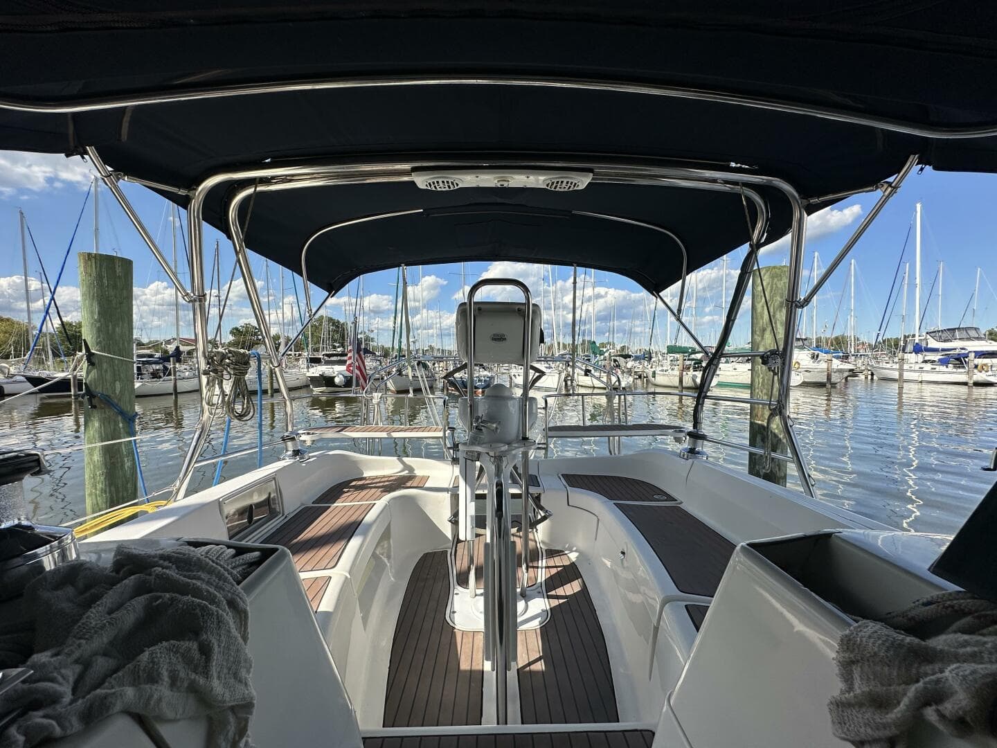 2006 Hunter 38