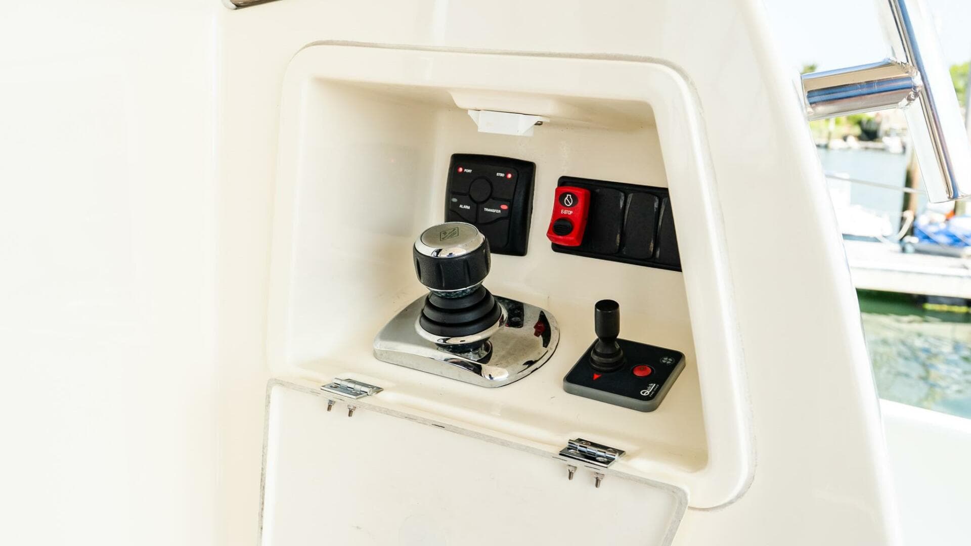 2014 Prestige 550 Flybridge