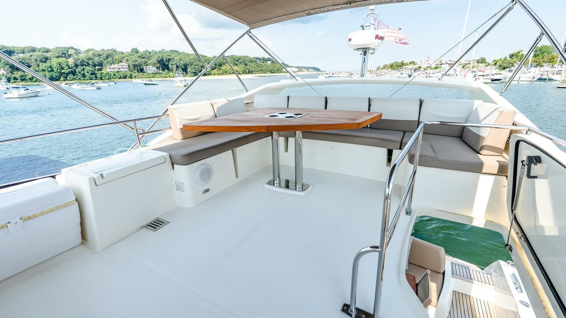 2014 Prestige 550 Flybridge