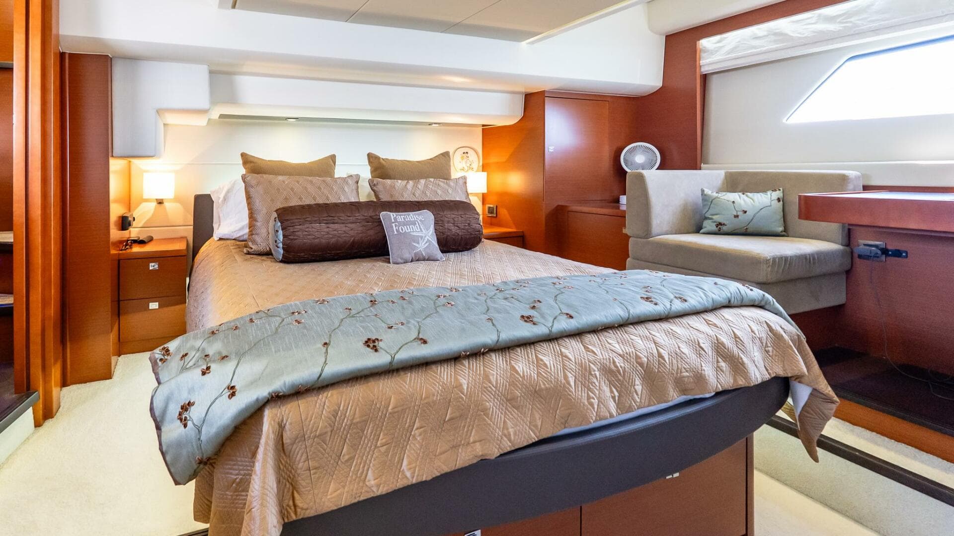 2014 Prestige 550 Flybridge