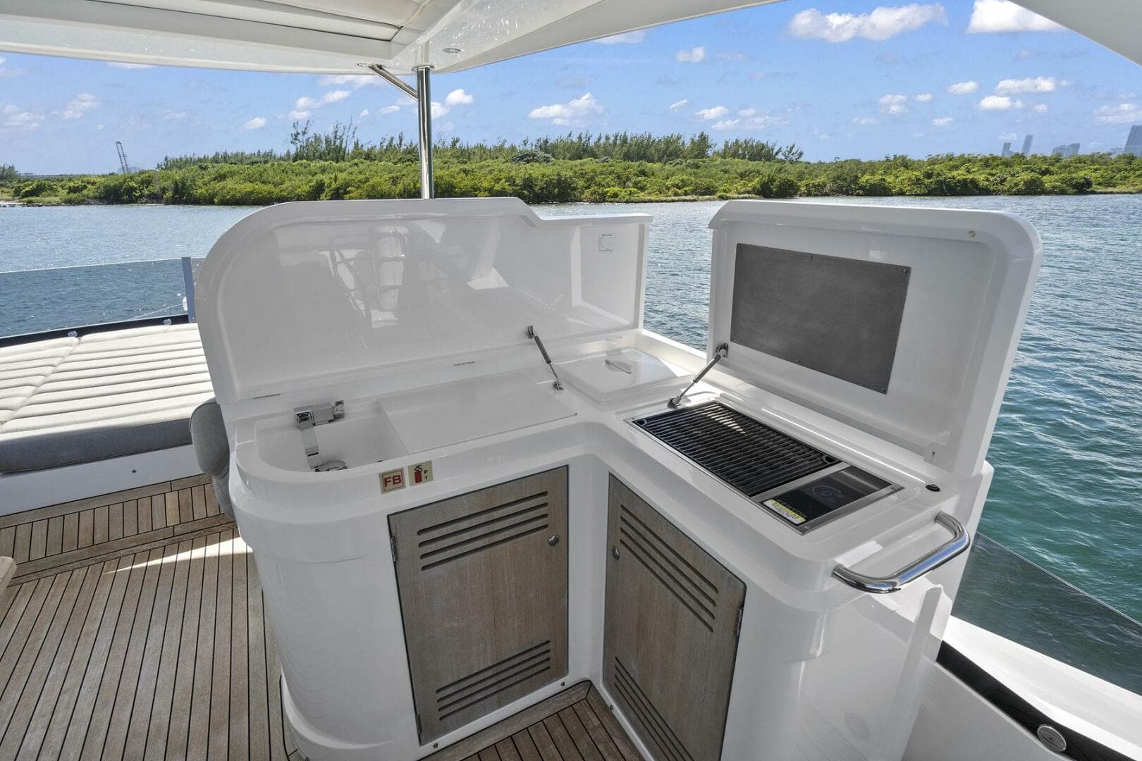 2019 Sunseeker Manhattan 66