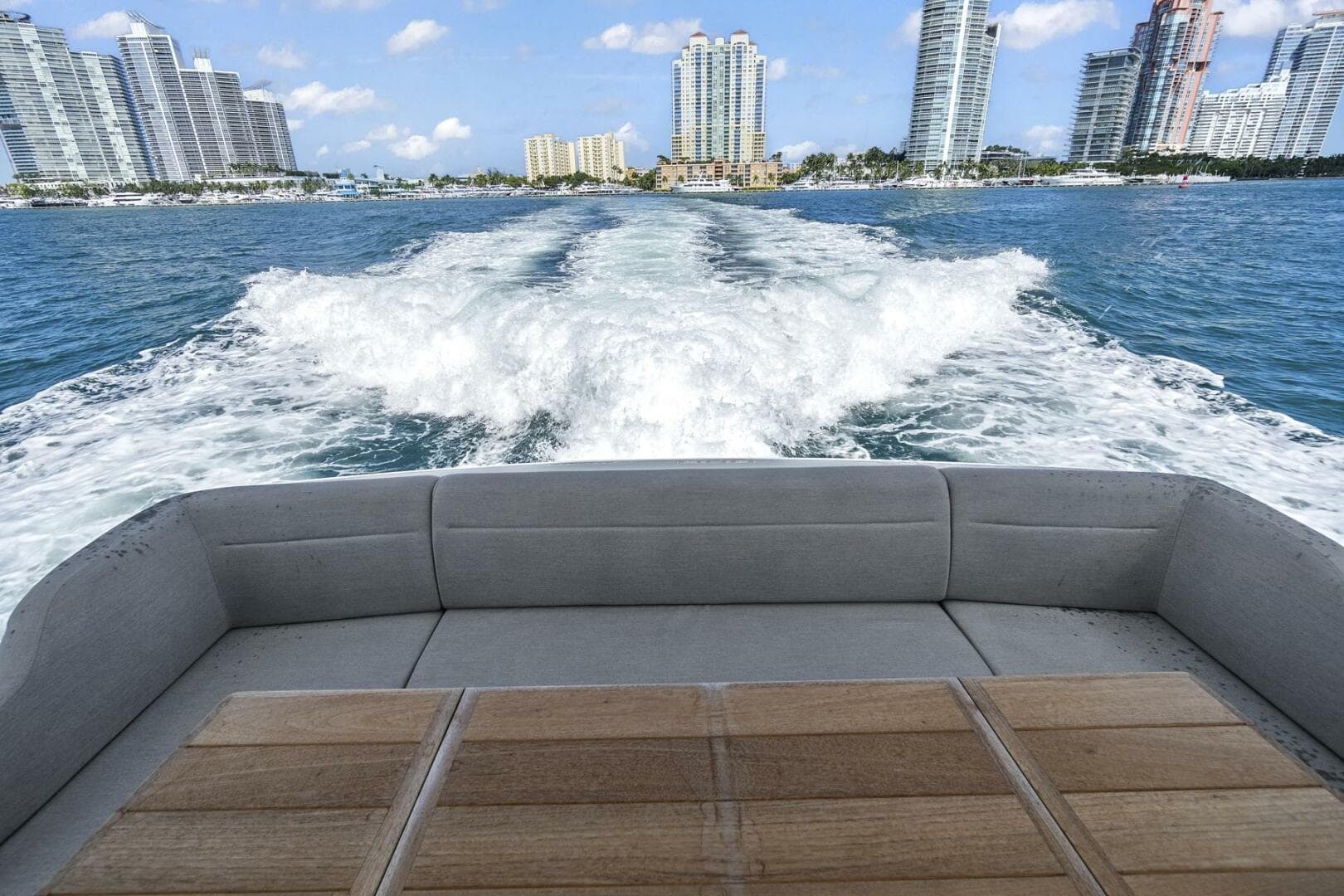 2019 Sunseeker Manhattan 66