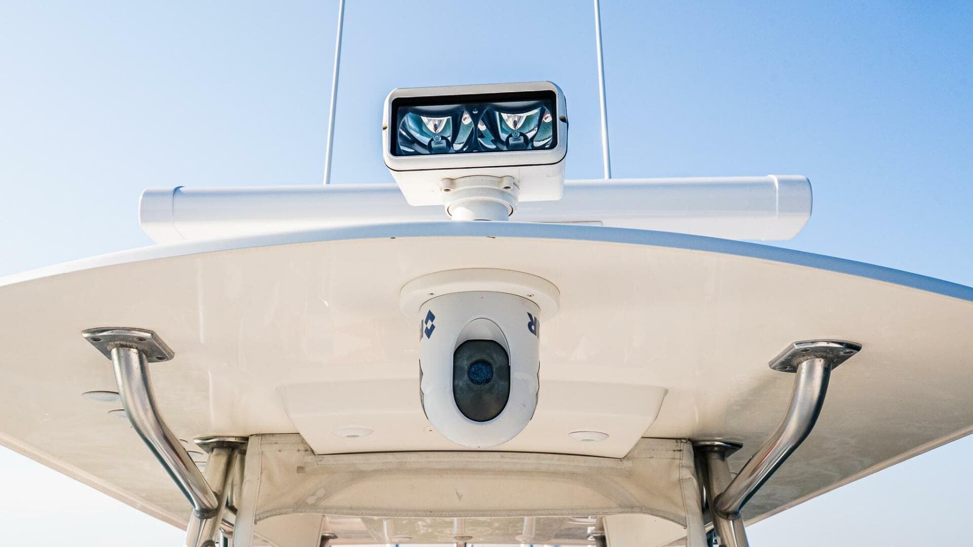 2016 Invincible 33 Open Fisherman