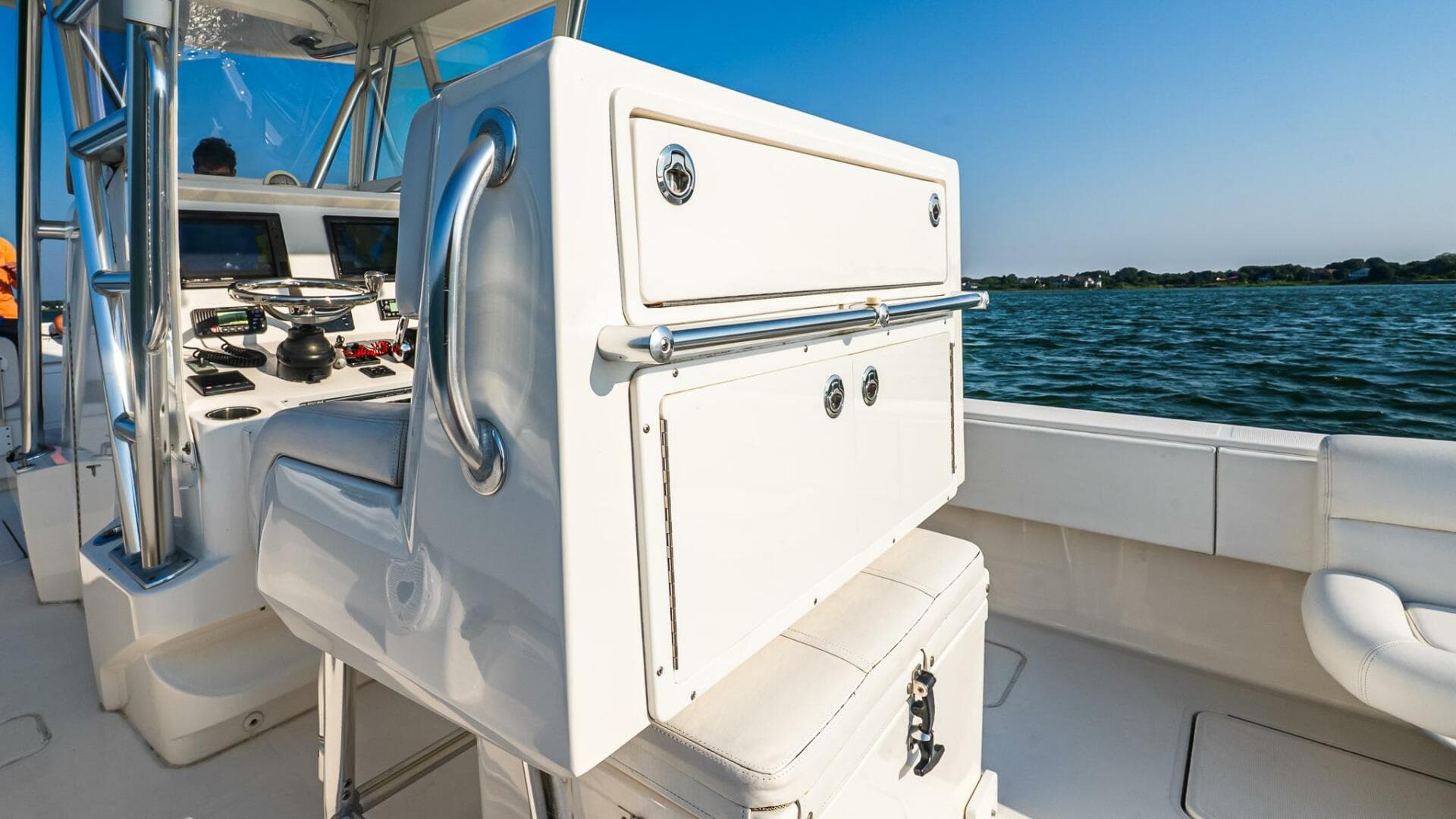 2016 Invincible 33 Open Fisherman