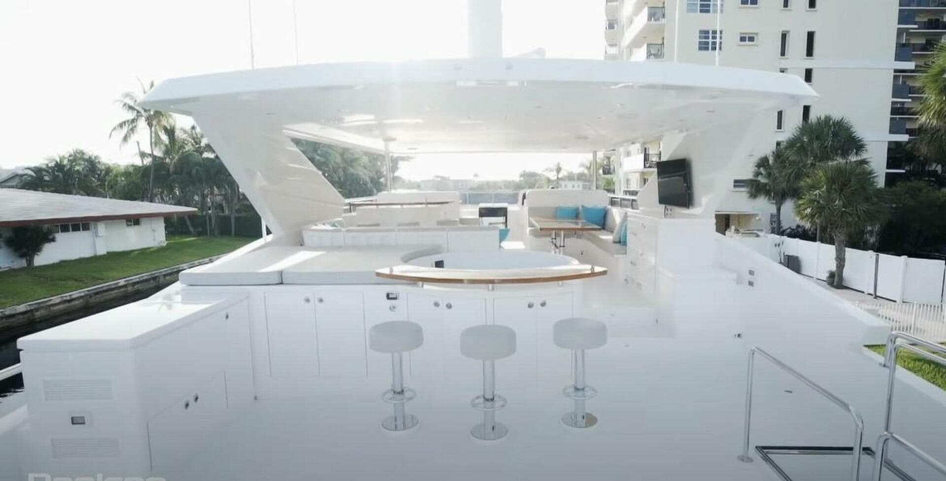 2017 Hargrave Raised Pilothouse