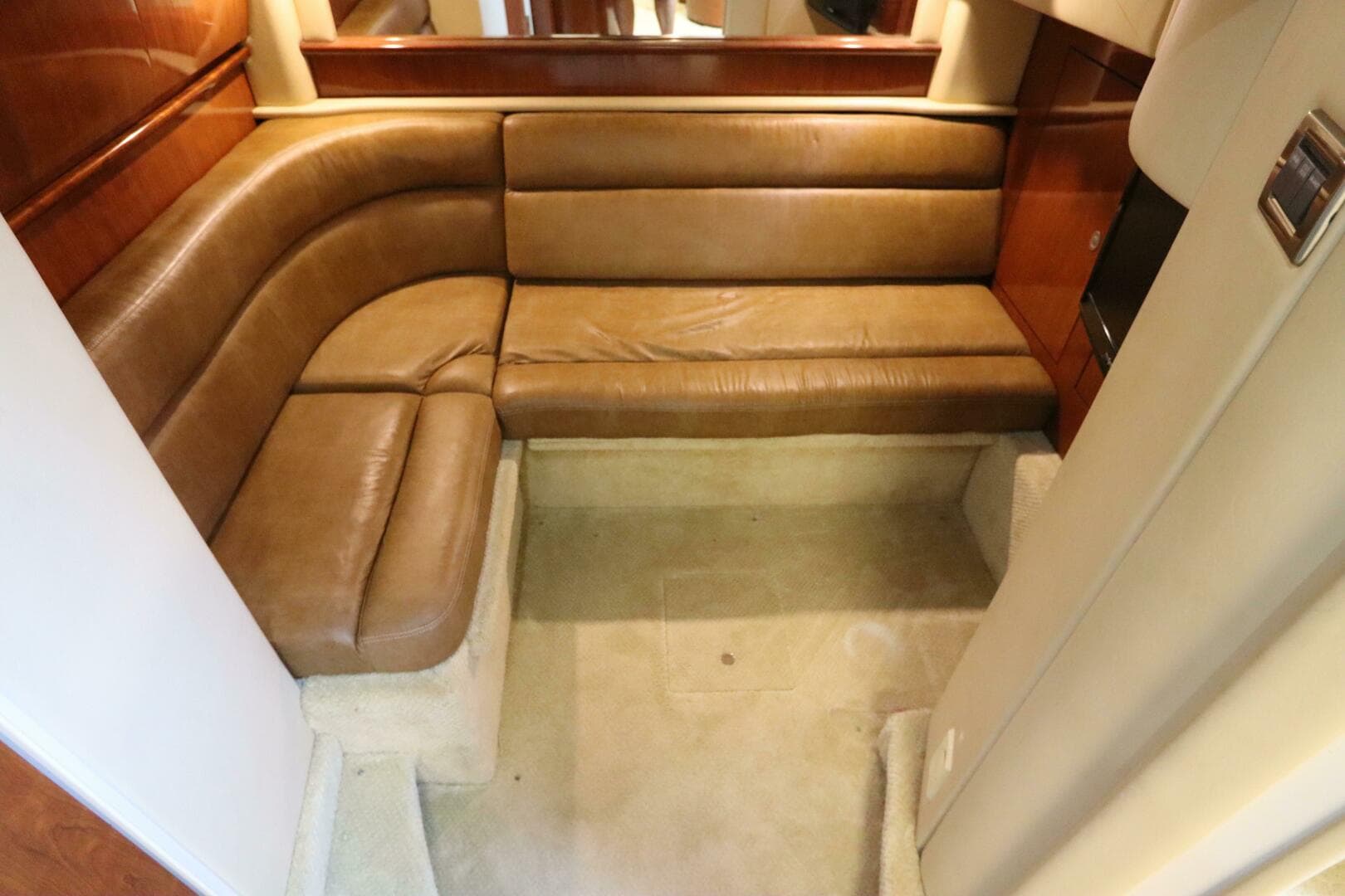 2004 Sea Ray 420 Sundancer