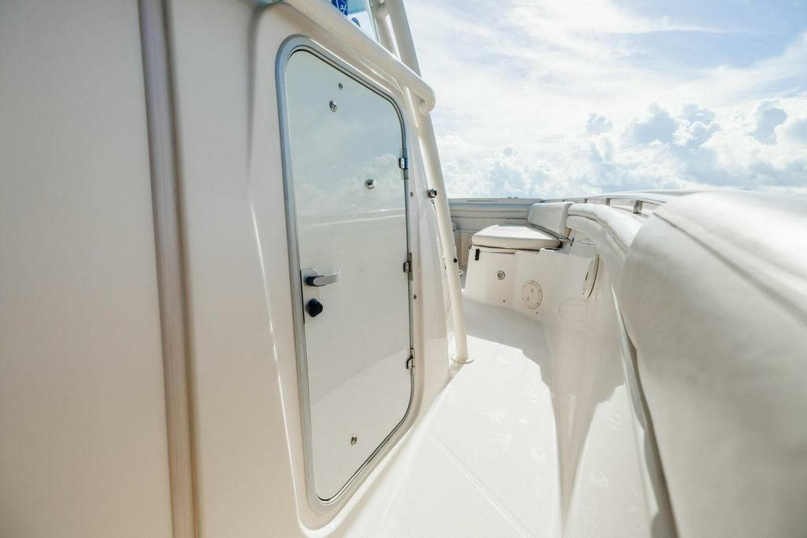 2016 Grady-White Canyon 336