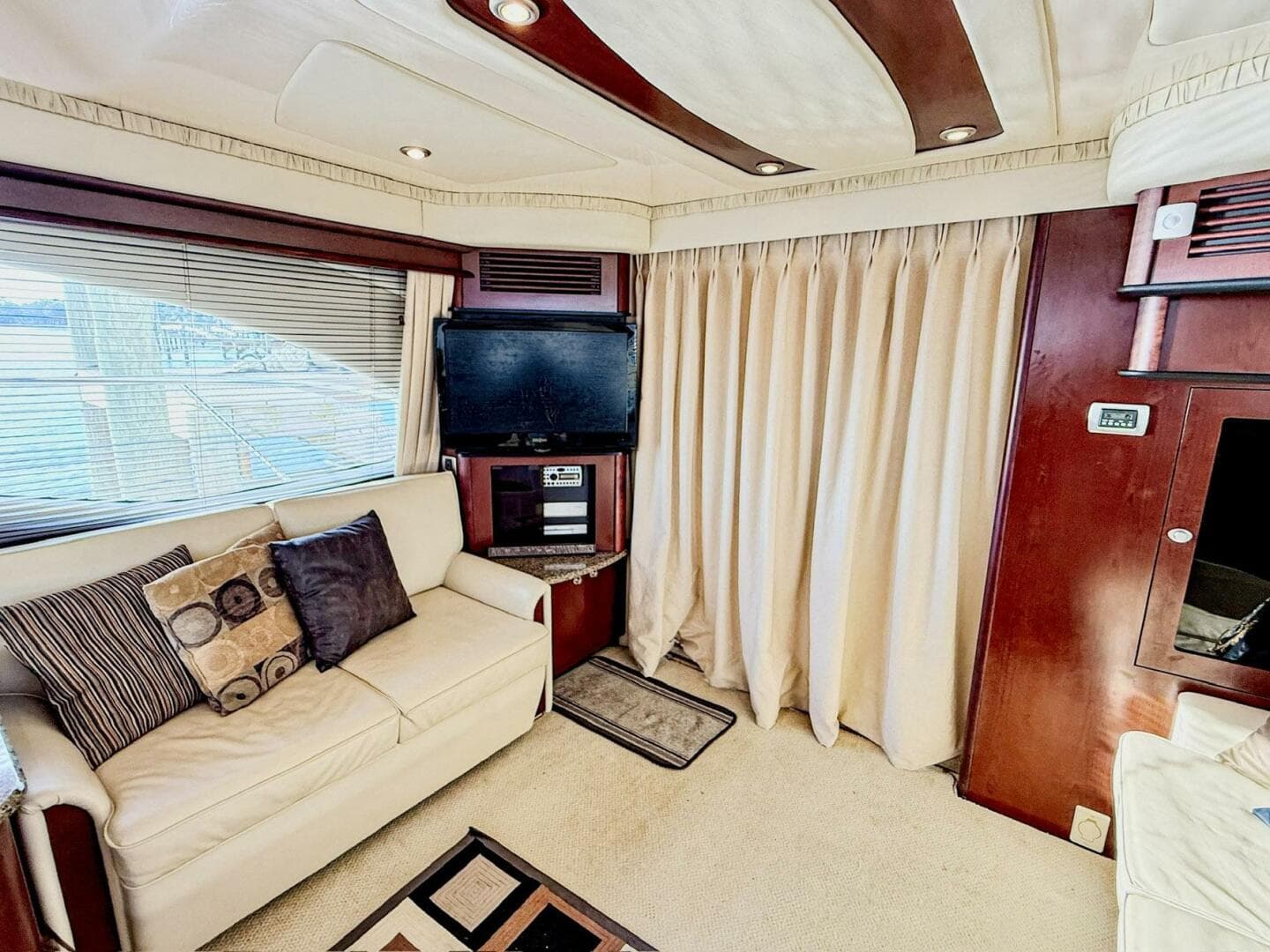 2008 Sea Ray 44 Sedan Bridge